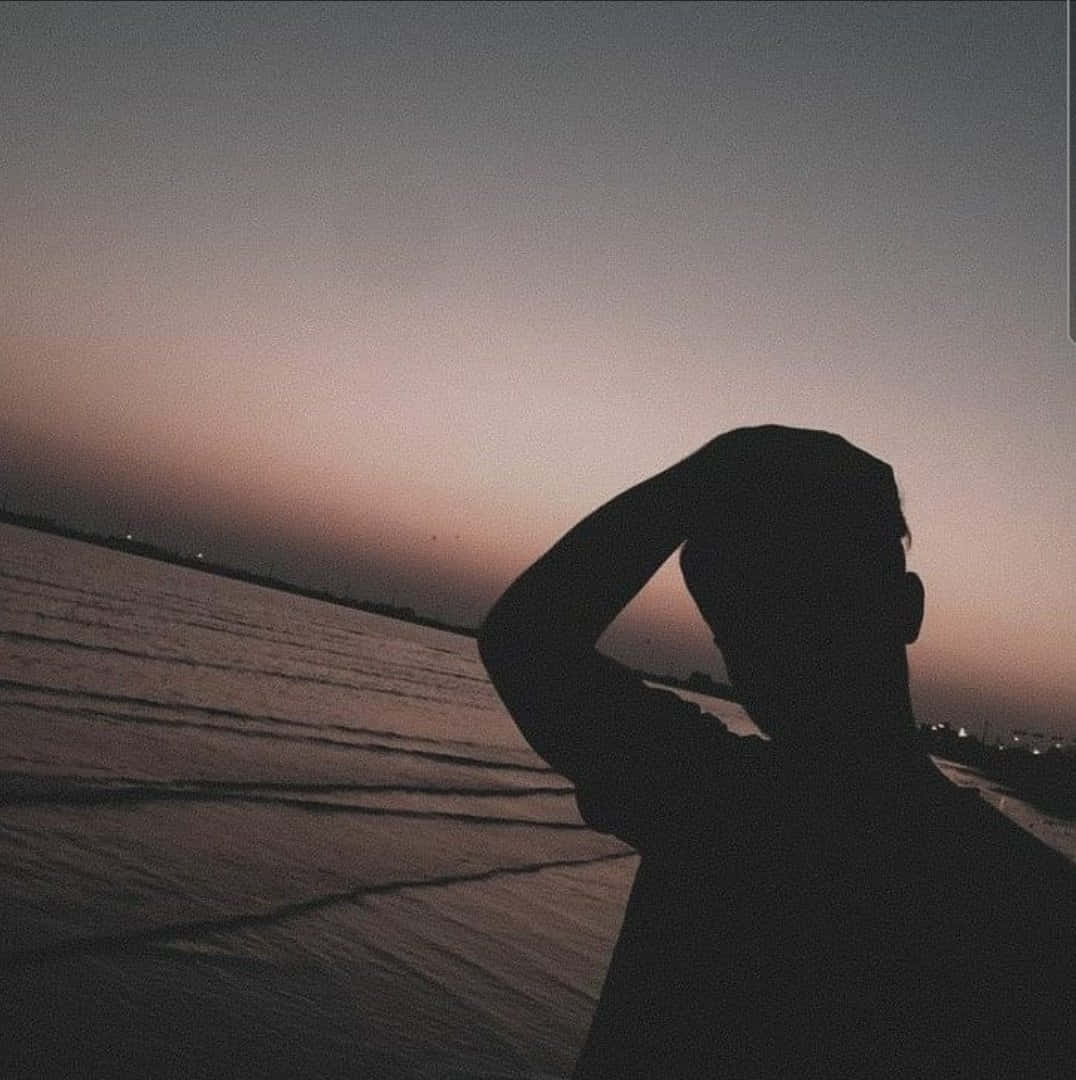 boy shadow pfp, beach, twilight, SD Phone Wallpaper