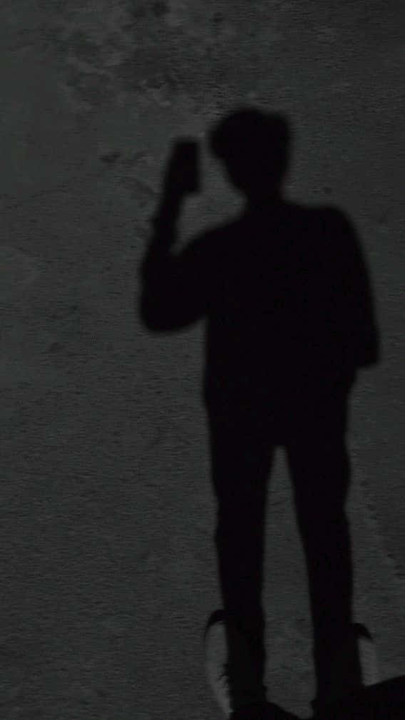 Tall Boy Selfie Shadow PFP, silhouette, phone, SD Phone Wallpaper