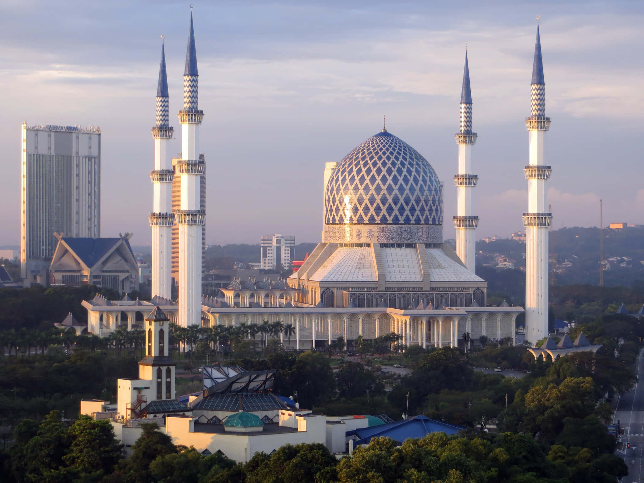 Shah Mosque, blue dome, four minarets, Full HD Desktop Wallpaper