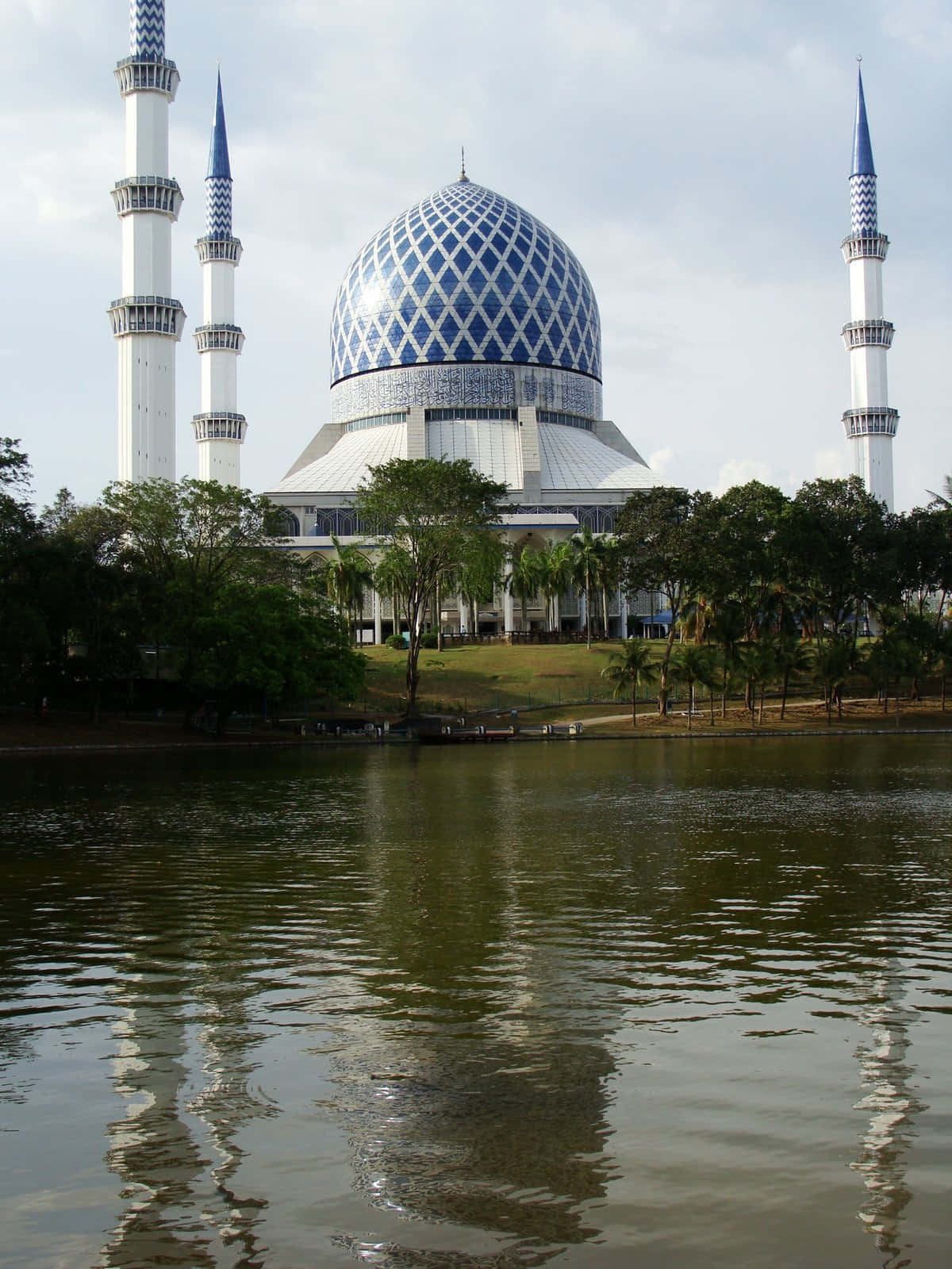 Shah Mosque, blue and white, four minarets, HD Phone Wallpaper