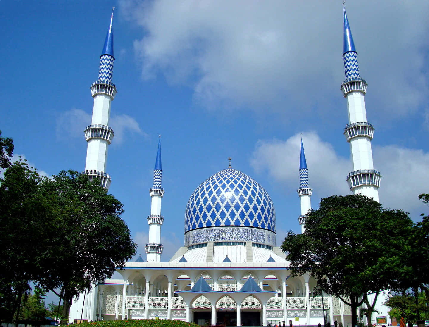 Shah Mosque, white mosque, blue domes, HD Desktop Wallpaper