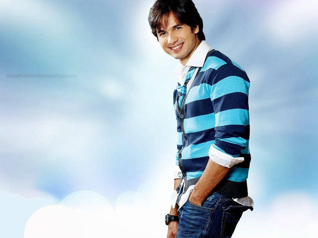 Shahid Kapoor, blue striped cardigan, jeans, SD Desktop Wallpaper