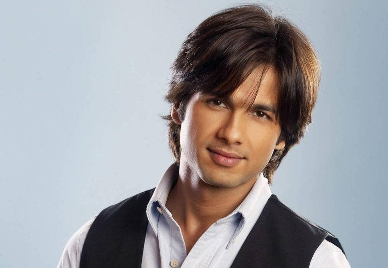 Shahid Kapoor, black vest, light blue shirt, SD Desktop Wallpaper