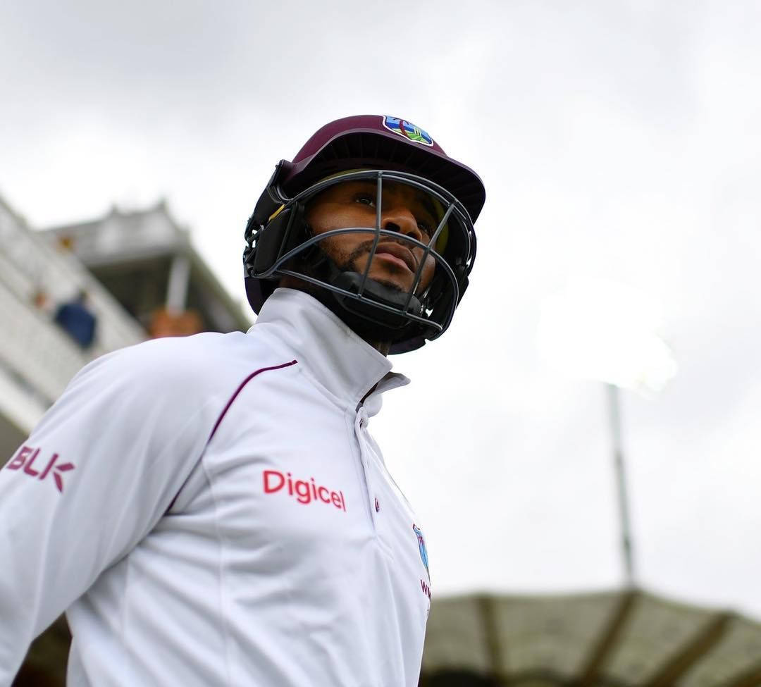 Shai Hope, white uniform, maroon helmet, SD Desktop Wallpaper