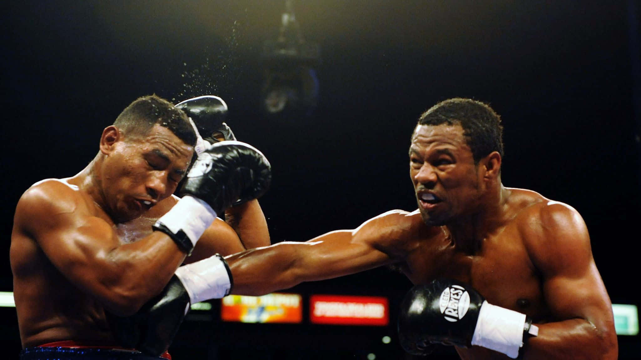 Shane Mosley, right hook punch, arena lights, Full HD Desktop Wallpaper