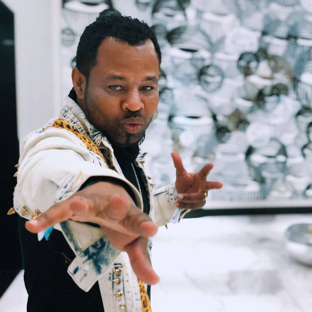 Shane Mosley, studded white jacket, monochrome abstract wall art background, SD Desktop Wallpaper