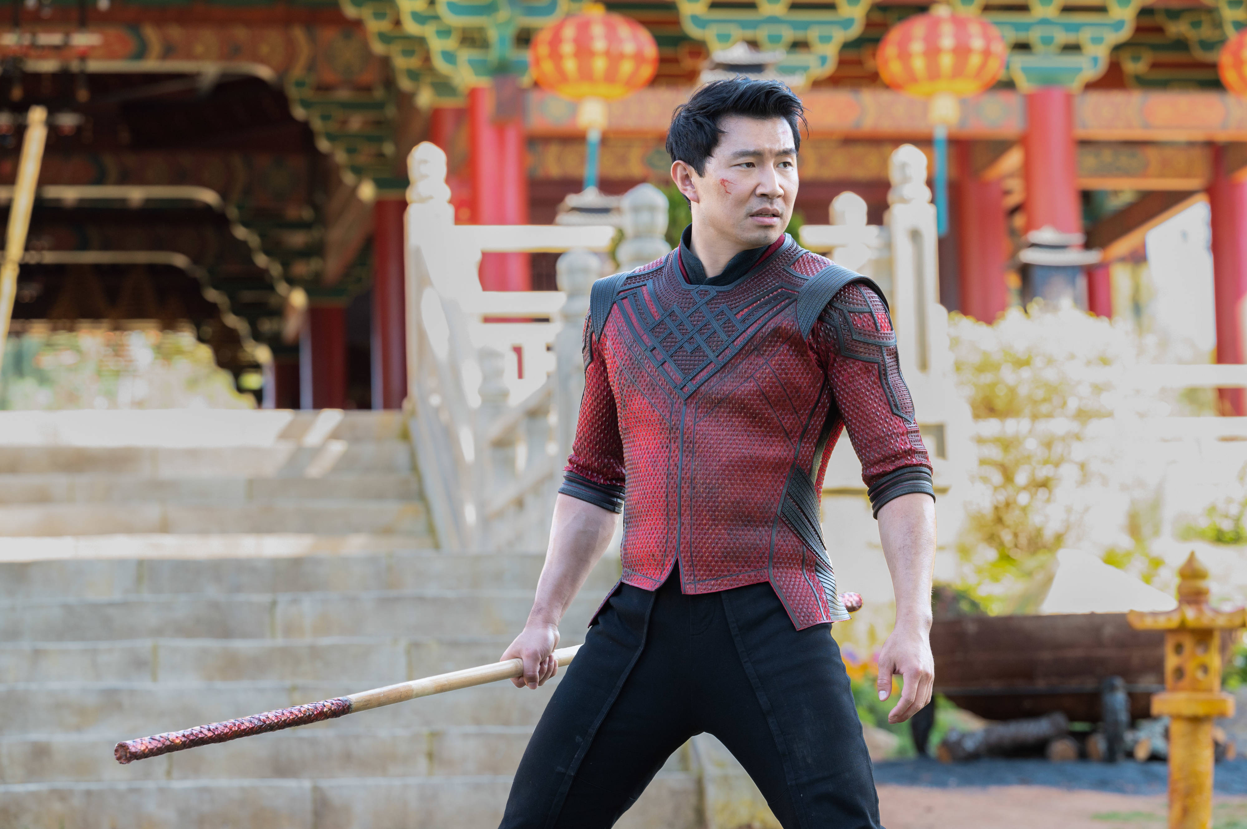 Shang Chi And The Legend Of The Ten Rings, red patterned armor, staff, 4K Desktop Wallpaper