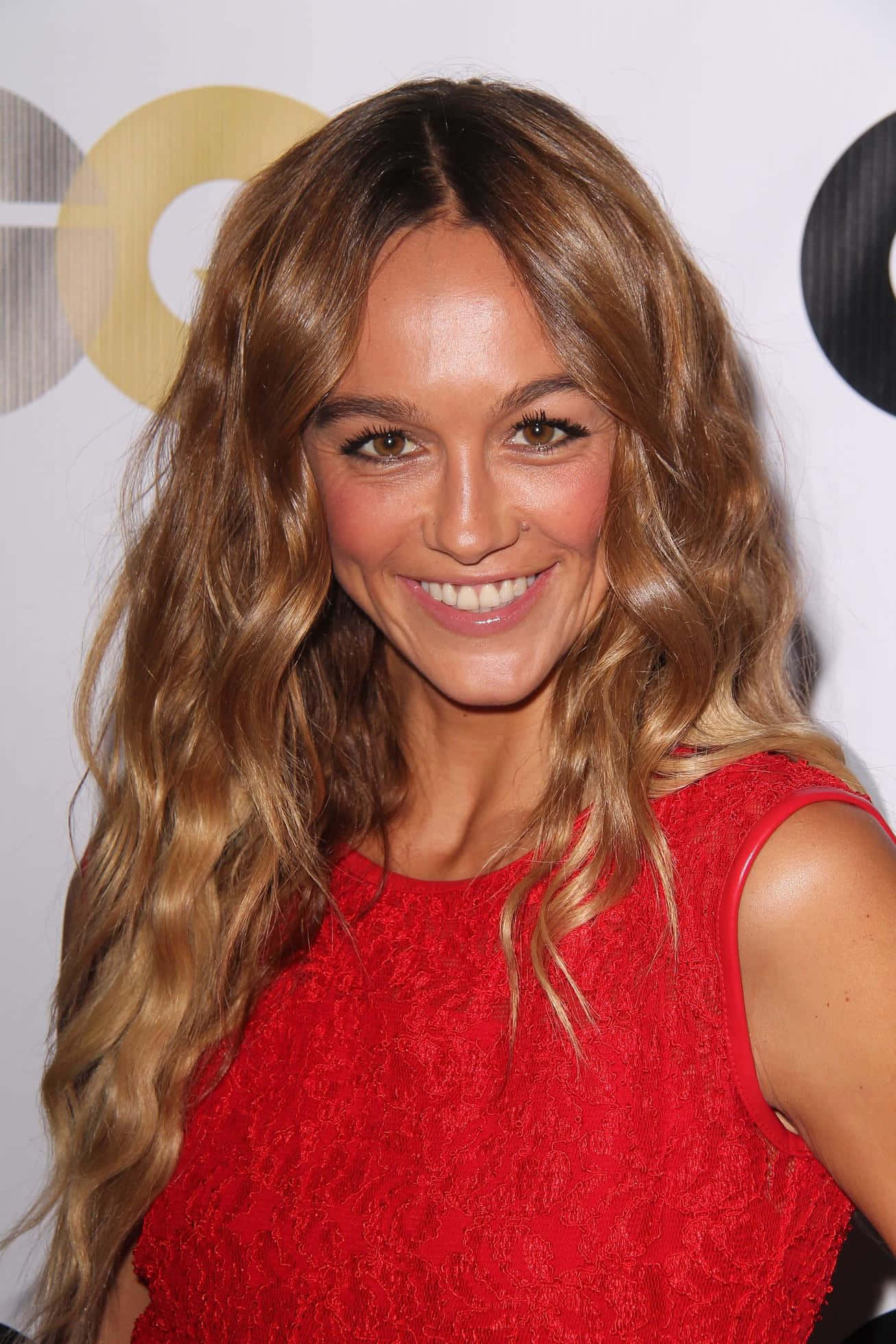 Sharni Vinson, red dress, glamorous event, Full HD Phone Wallpaper