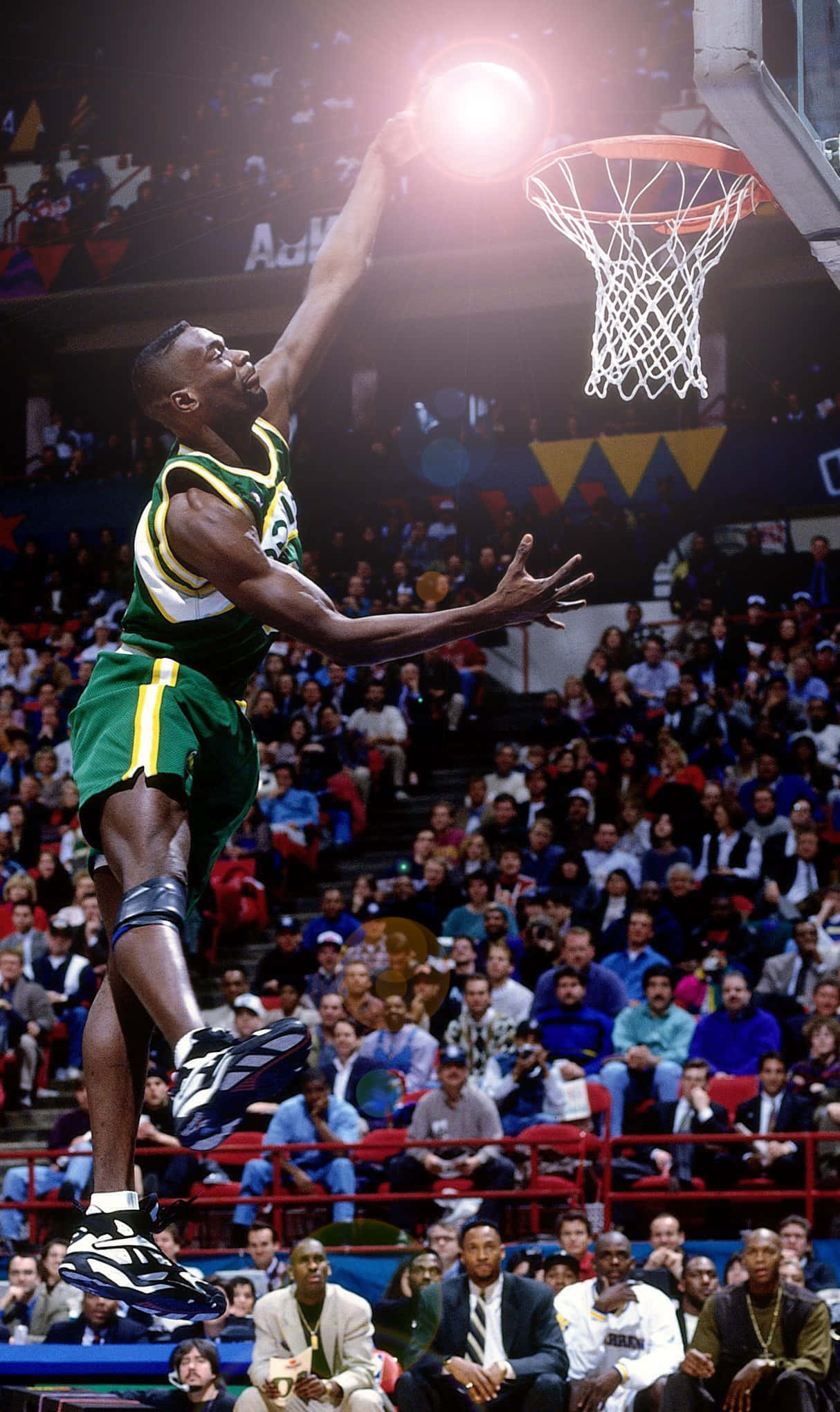 Shawn Kemp, green and yellow uniform, dunk, Full HD Phone Wallpaper