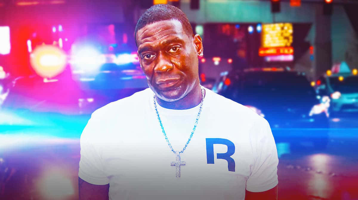 Shawn Kemp, white t-shirt, blue 'R', SD Desktop Wallpaper