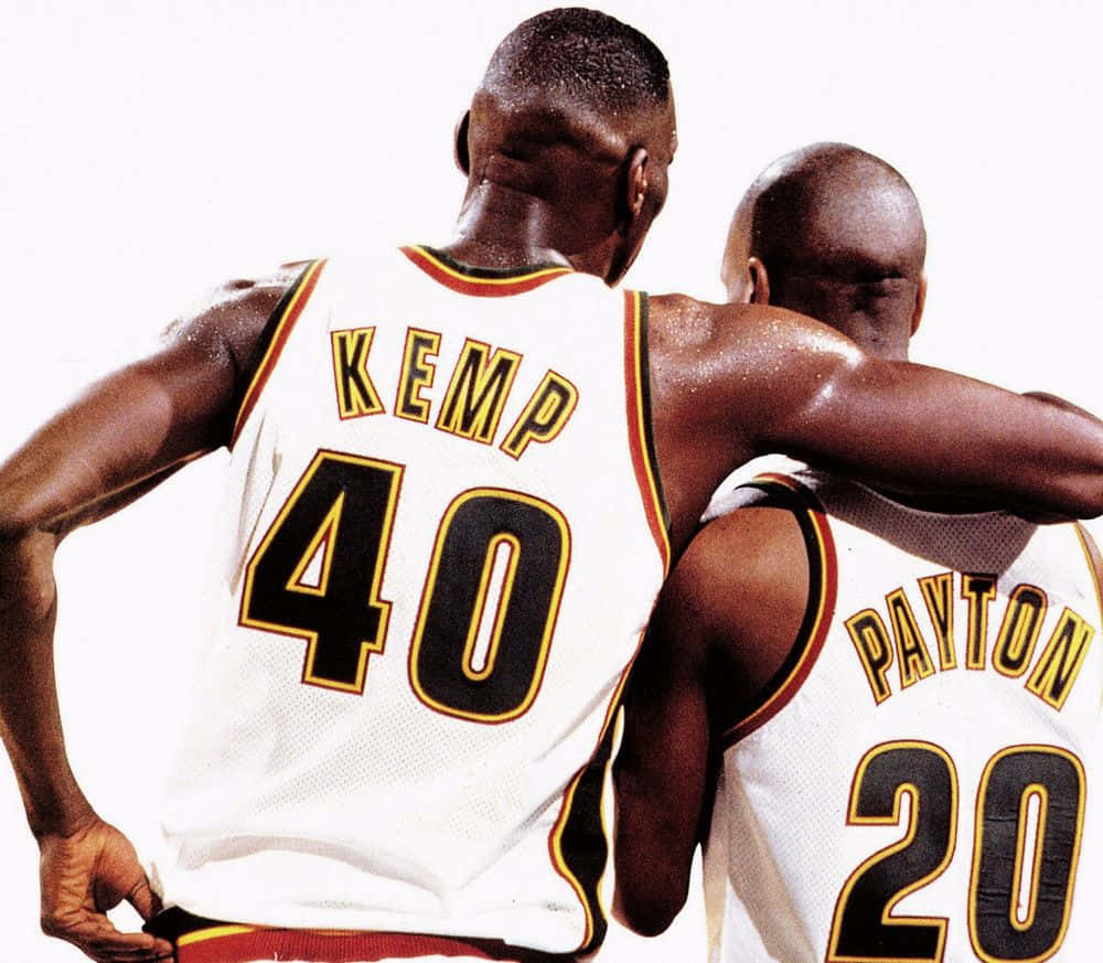 Shawn Kemp, white jerseys, names and numbers on backs, SD Desktop Wallpaper