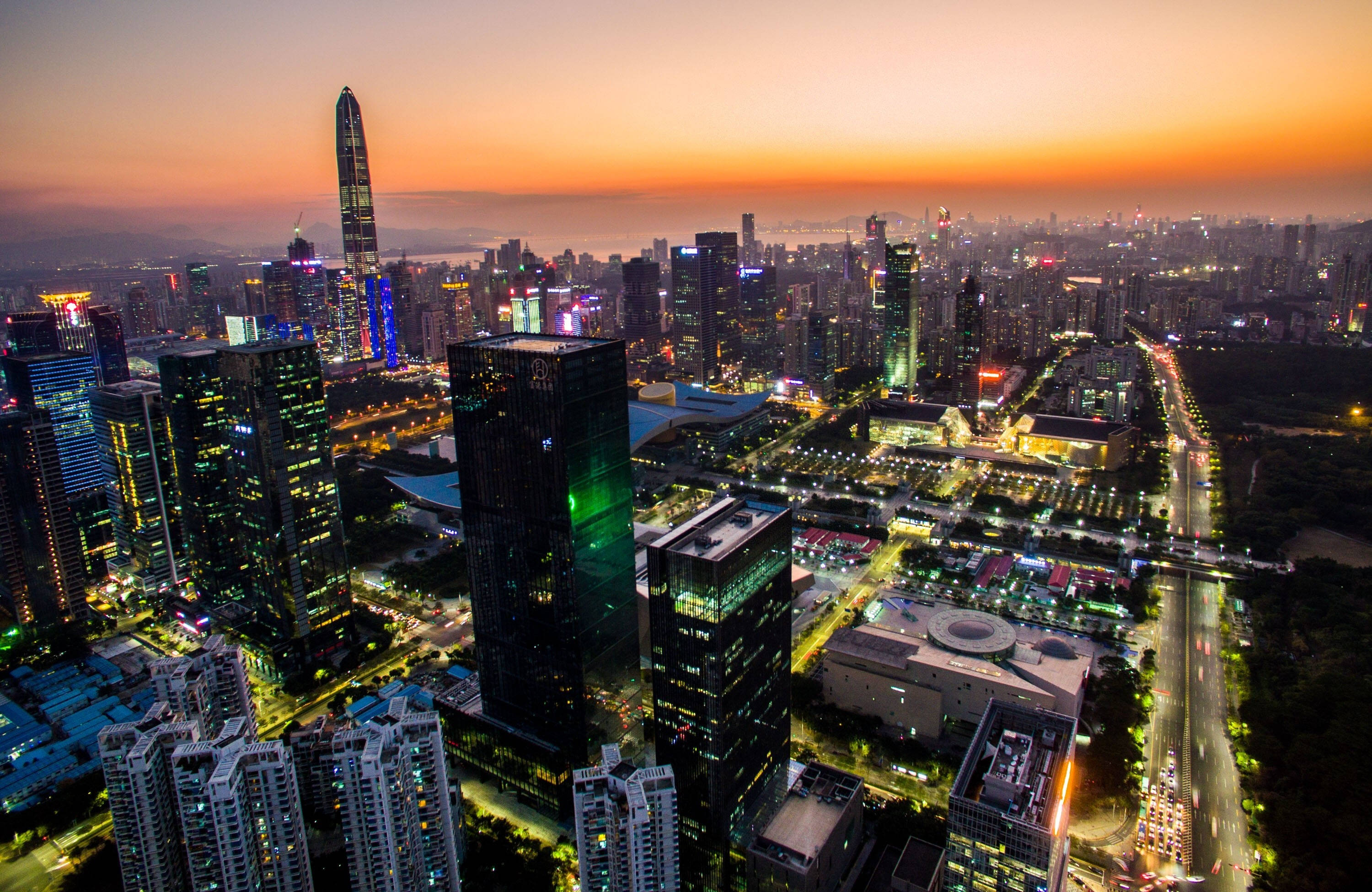 Shenzhen, sunset, glowing skyscrapers, 2K Desktop Wallpaper