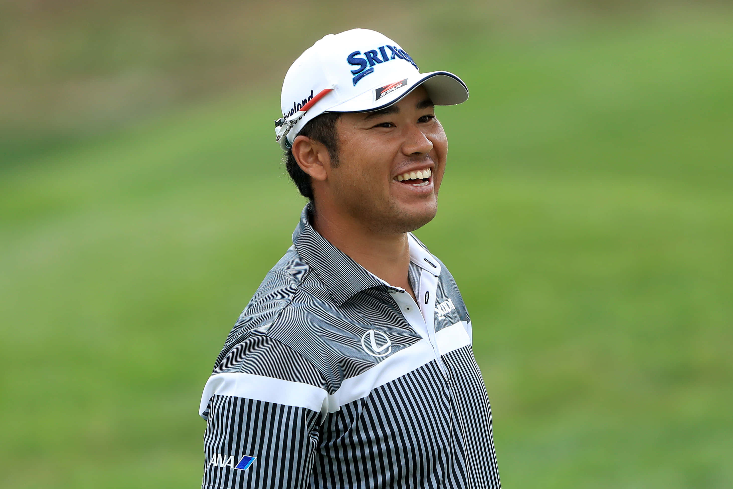 Shigeki Maruyama, striped polo, cap, 2K Desktop Wallpaper
