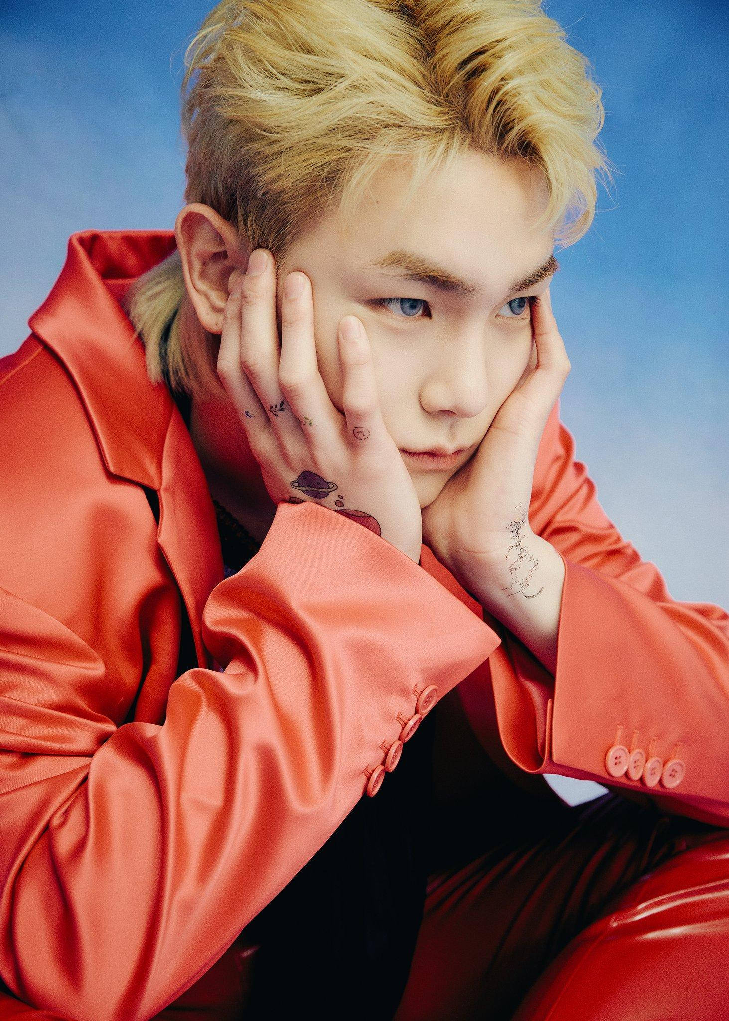 Shinee, blue-eyed key, shiny red suit, Full HD Phone Wallpaper
