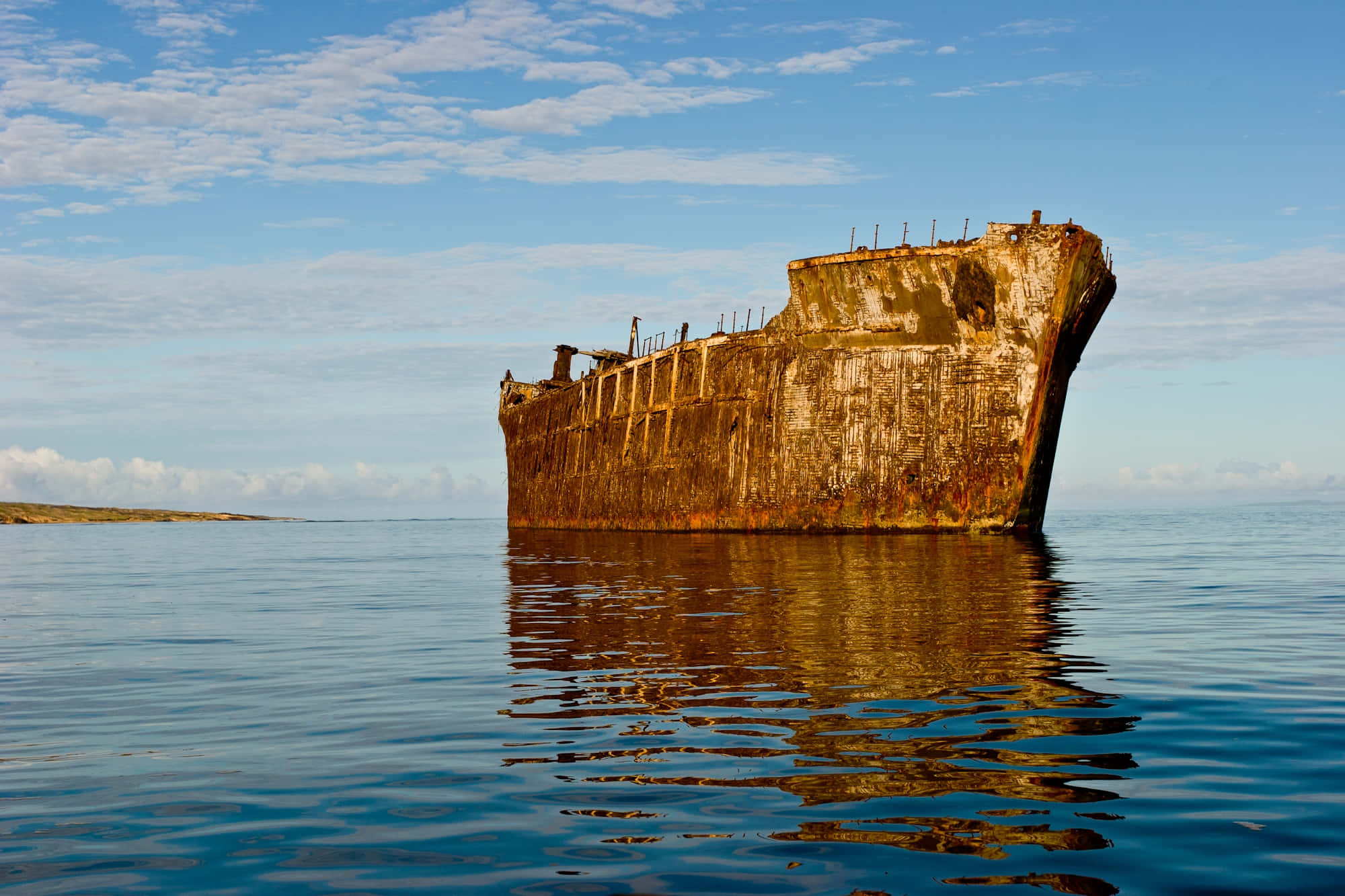 Shipwreck, crystal clear waters, calm blue water, Full HD Desktop Wallpaper