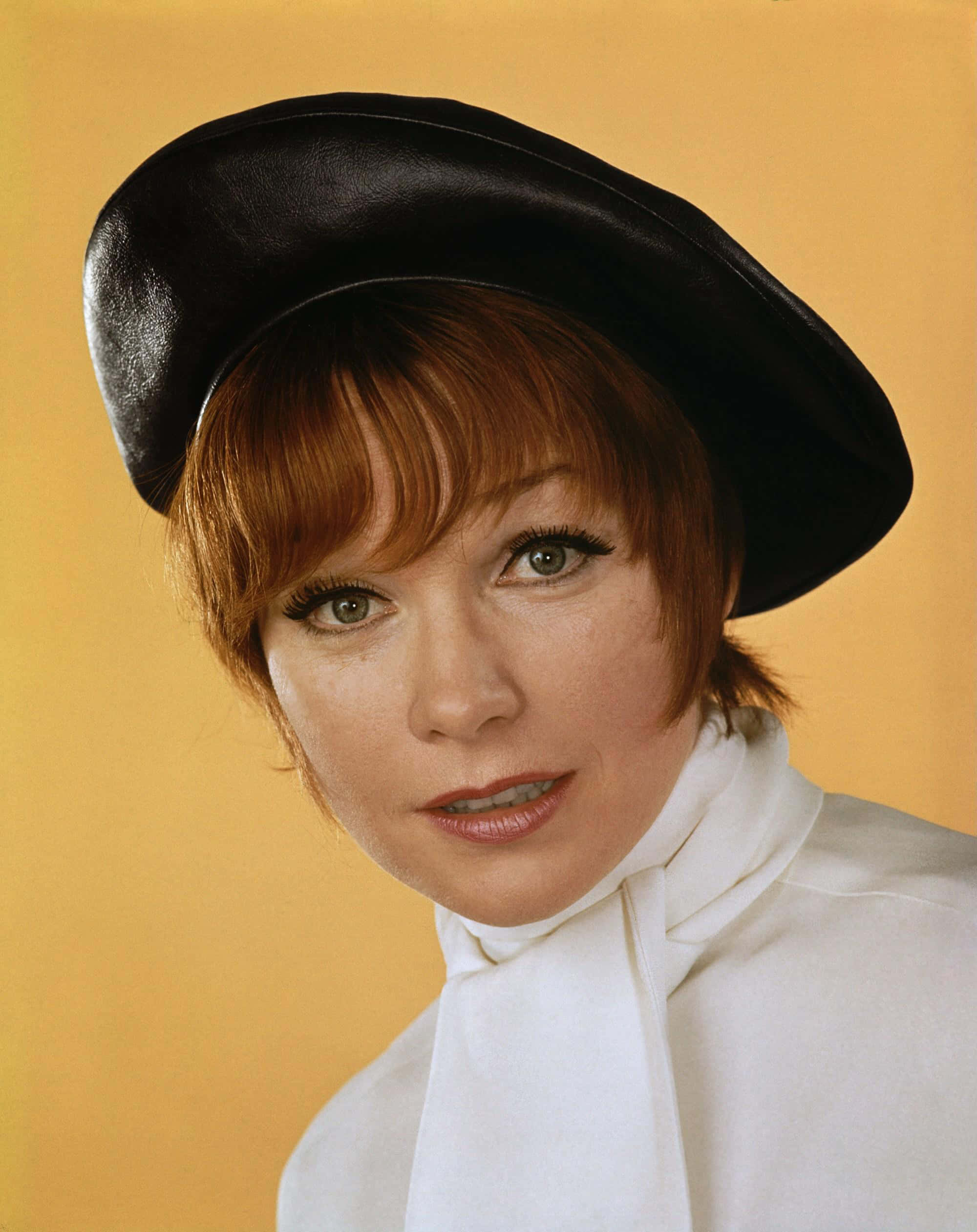 Shirley MacLaine, red hair, green eyes, Full HD Phone Wallpaper