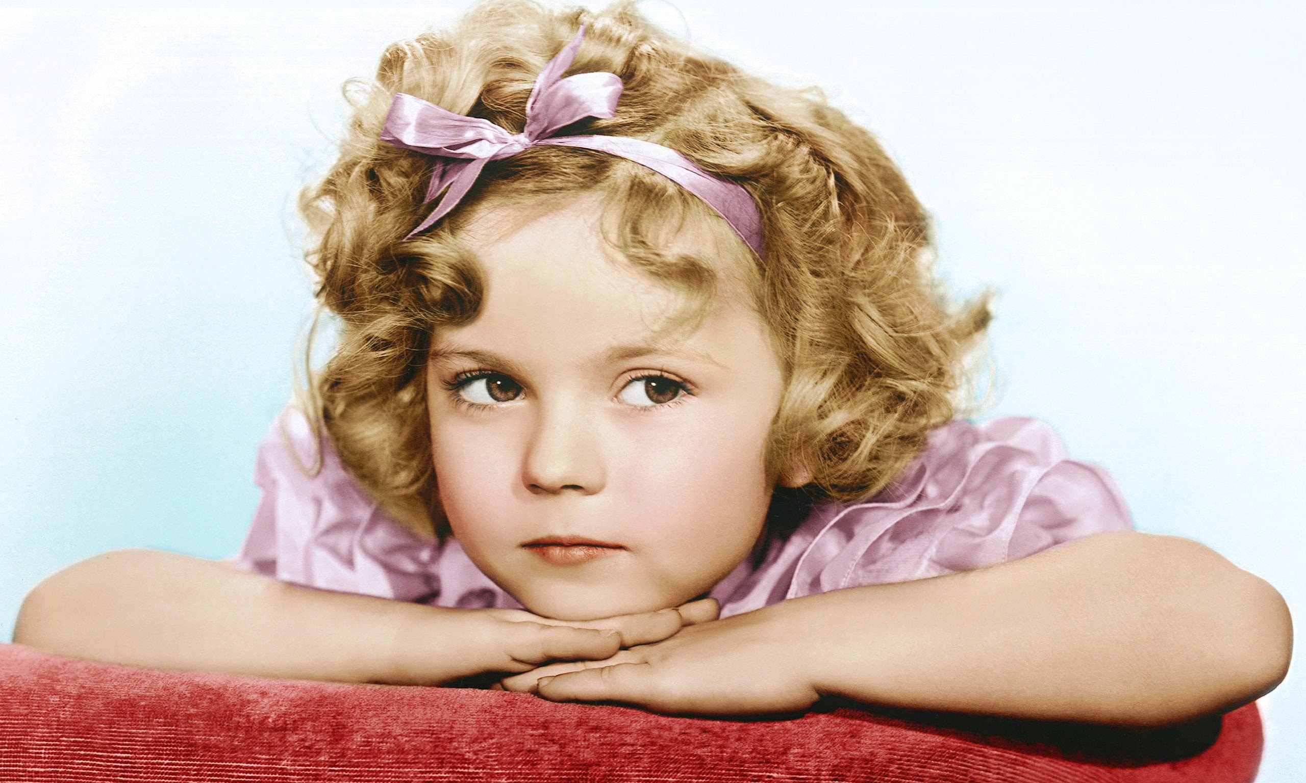 Shirley Temple, purple dress, curly blonde hair, 2K Desktop Wallpaper