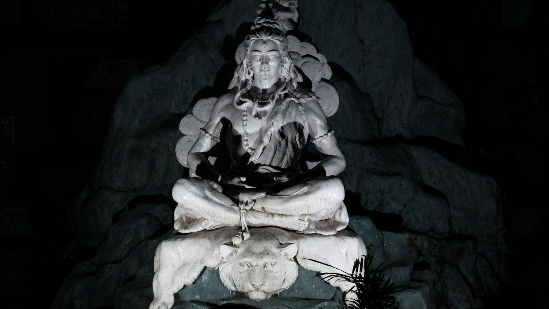 Dark Shiva, marble statue, lion at its feet, Full HD Desktop Wallpaper