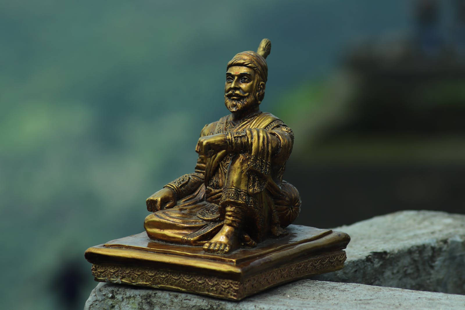 Shivaji Maharaj, golden statue, bearded man, HD Desktop Wallpaper