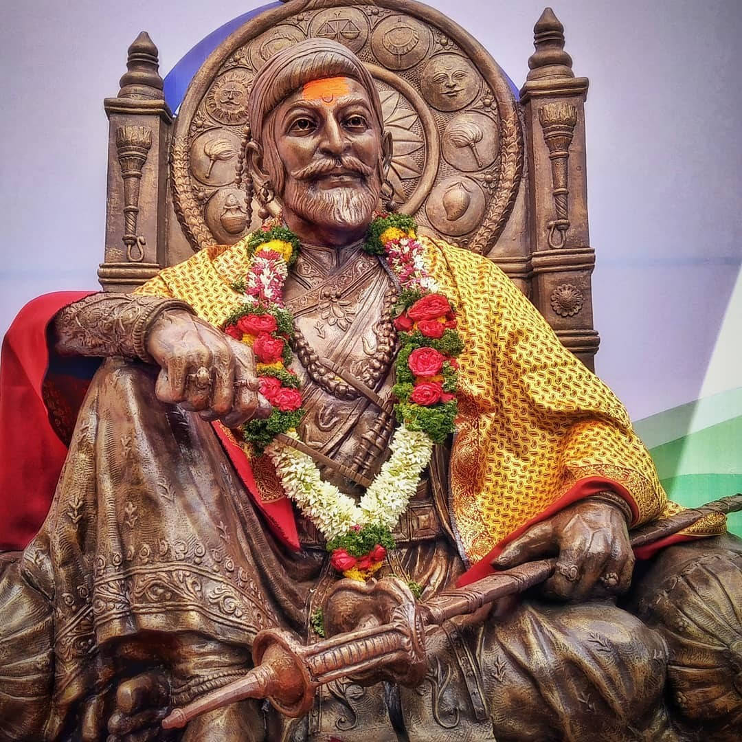 Shivaji Maharaj, bronze statue, bearded king, SD Desktop Wallpaper