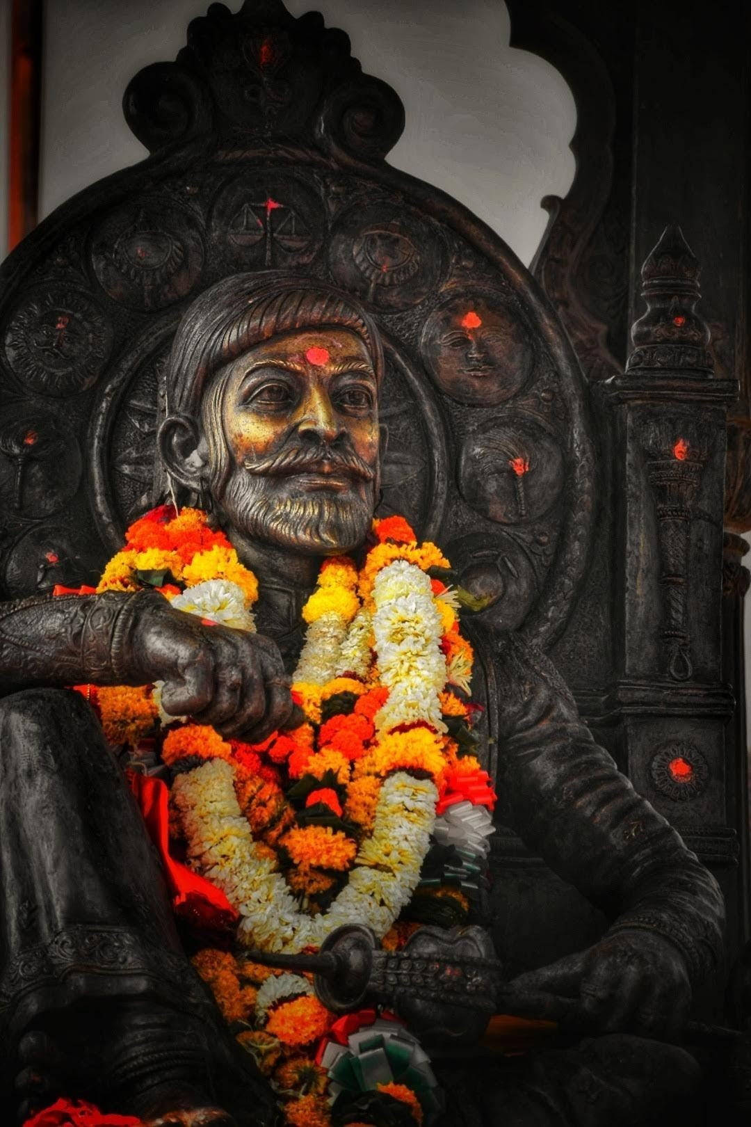 Shivaji Maharaj, colorful garlands, orange and white flower garlands, HD Phone Wallpaper