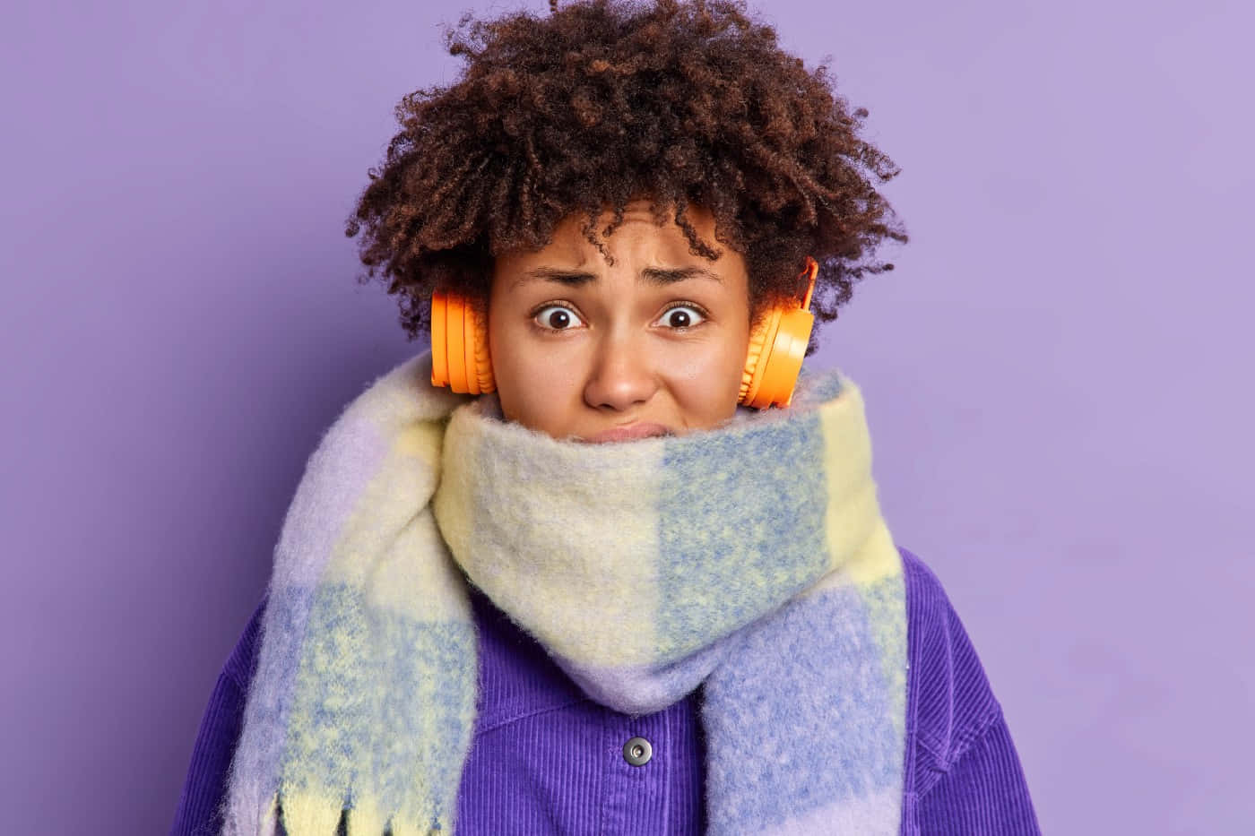 Shivering Woman, purple background, bright orange headphones, HD Desktop Wallpaper