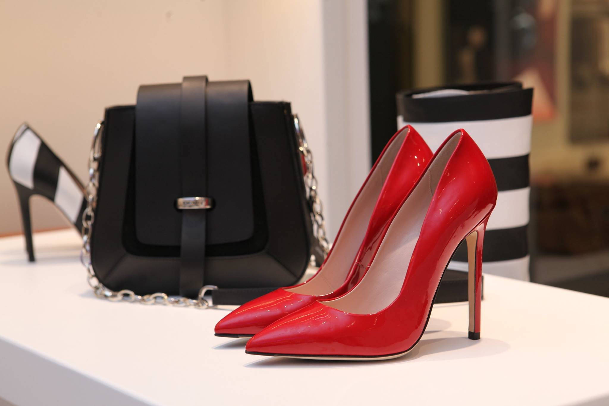 red high heels shoes, stiletto, patent leather, Full HD Desktop Wallpaper