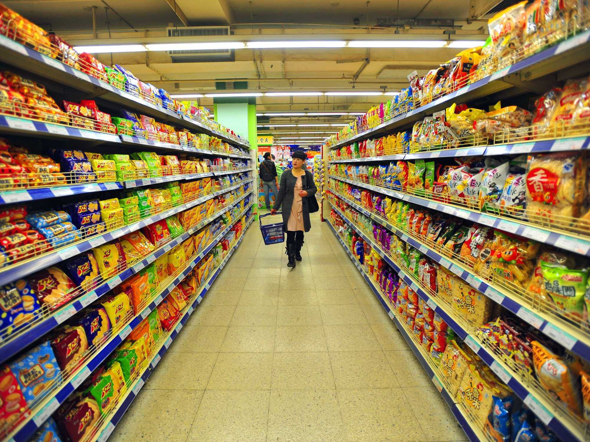 supermarket, snack packages, brightly lit, Full HD Desktop Wallpaper