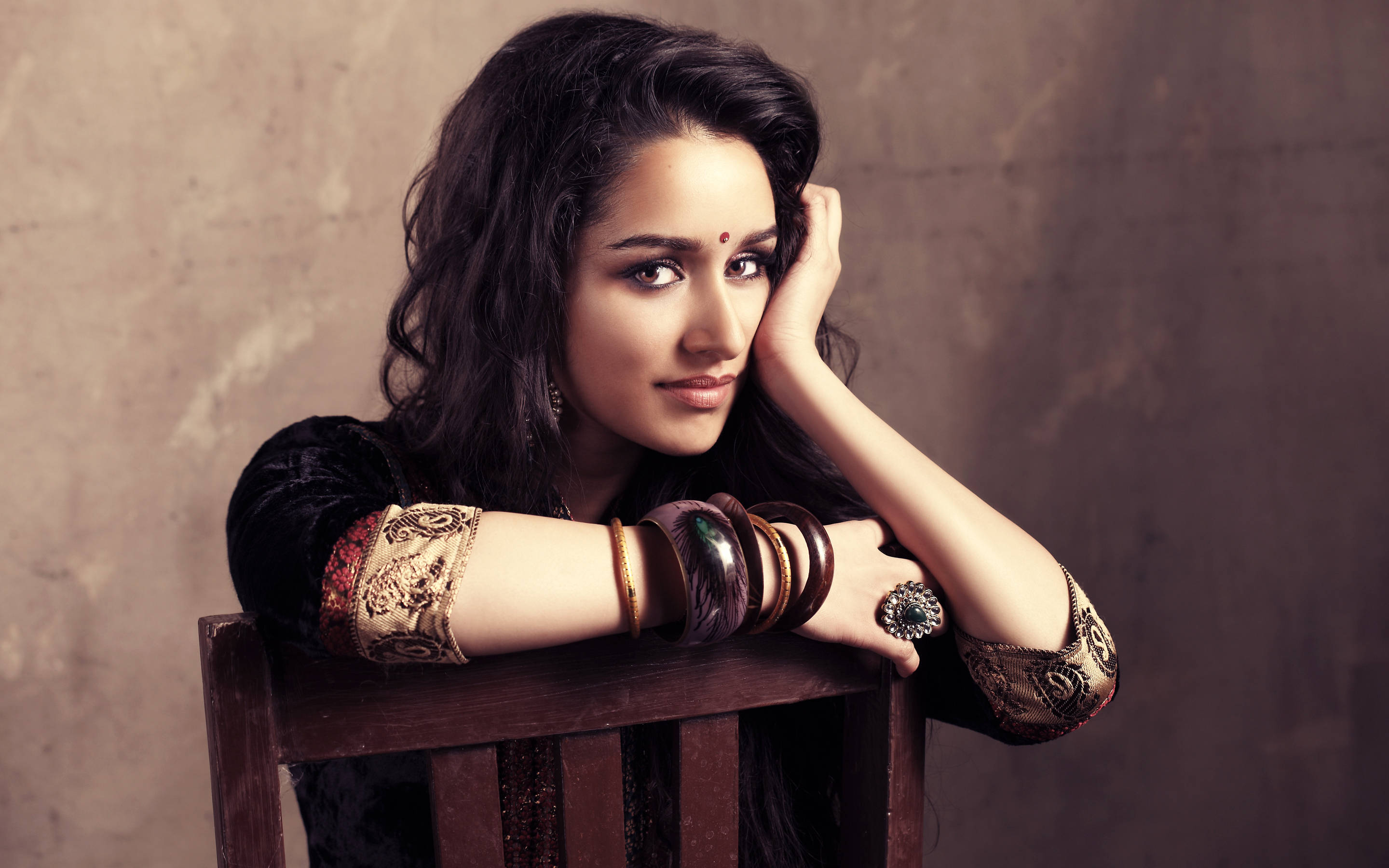 Shraddha Kapoor, Bollywood Actress, dark hair, 2K Desktop Wallpaper