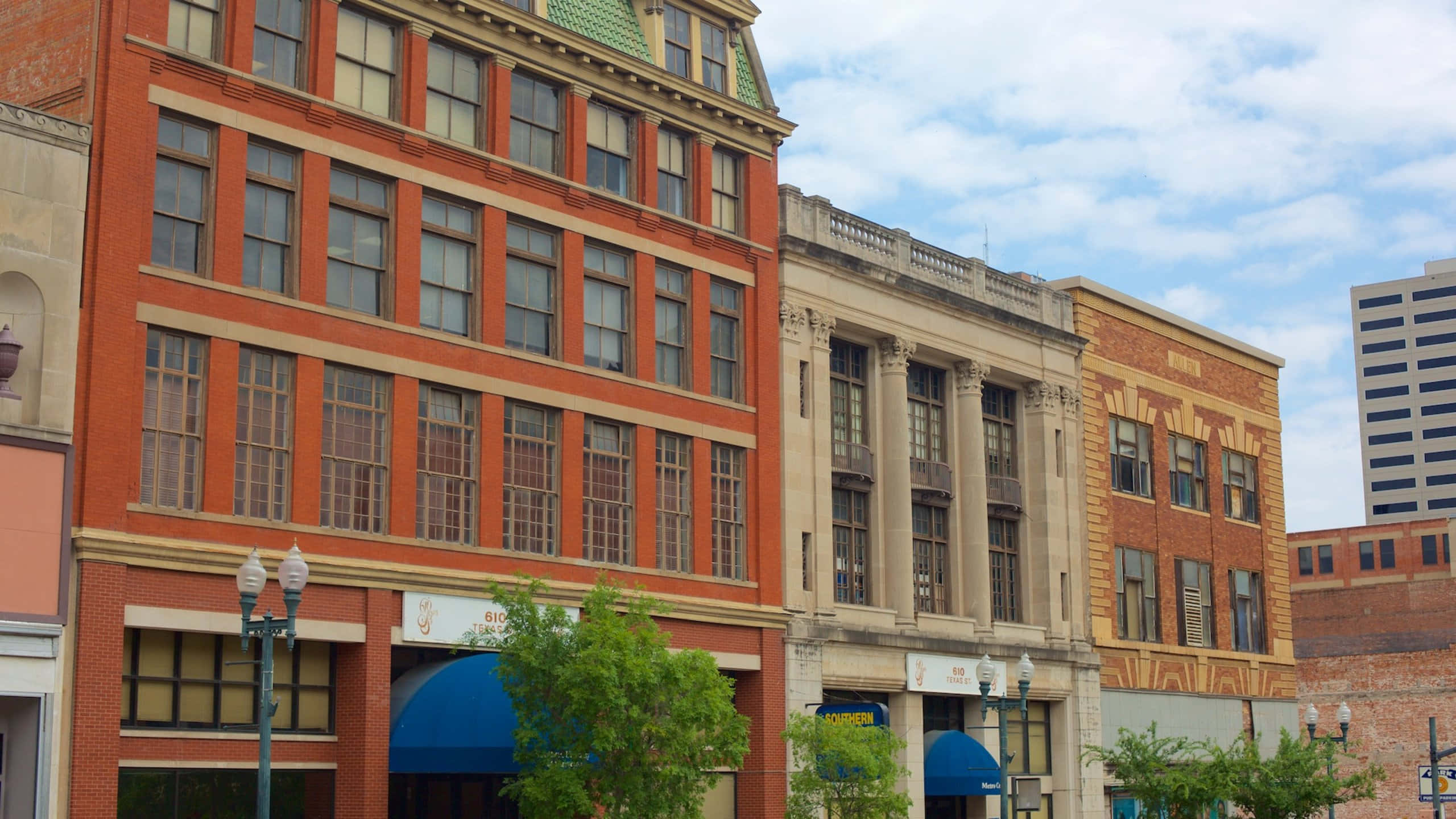 Shreveport, historic downtown architecture, brick and stone buildings, 2K Desktop Wallpaper
