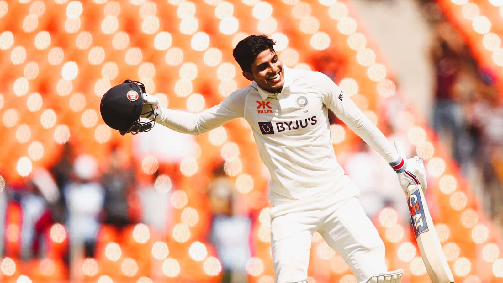 Shubman Gill, white uniform, bat, HD Desktop Wallpaper