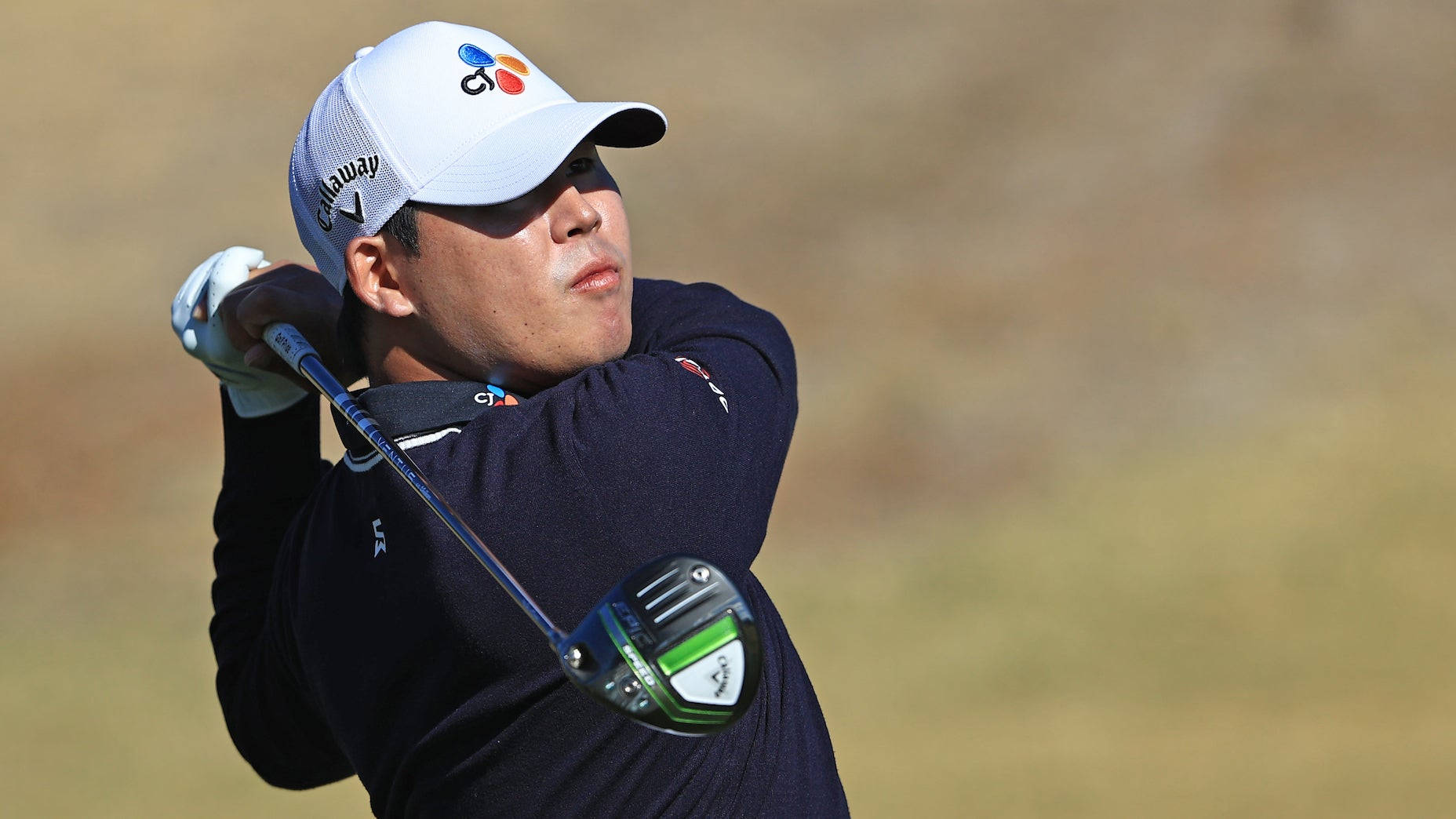 Si Woo Kim, post-swing stance, sunlit course, HD Desktop Wallpaper