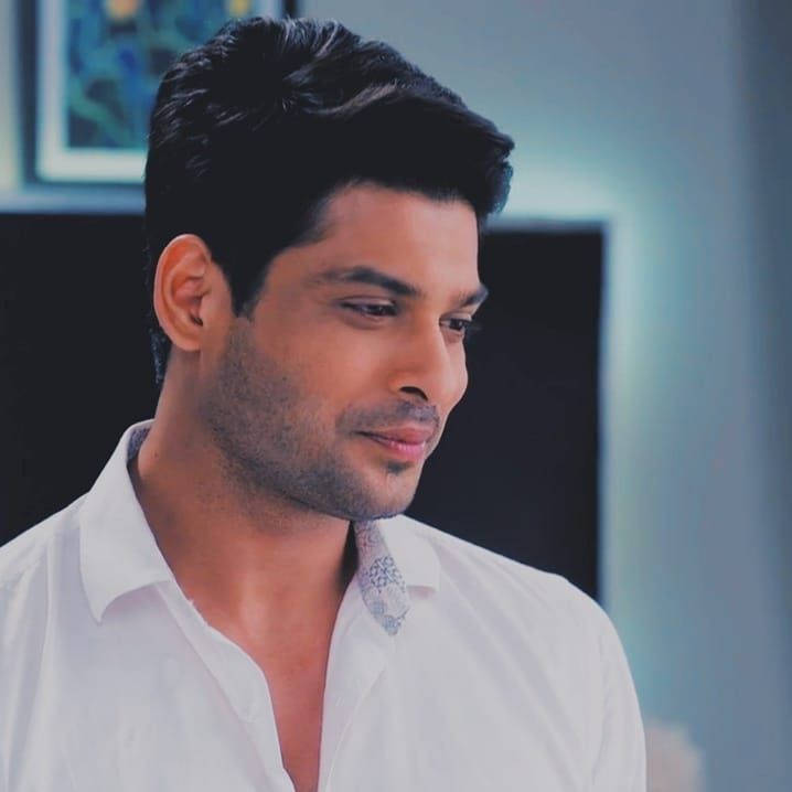 Sidharth Shukla, white shirt, patterned collar, SD Desktop Wallpaper