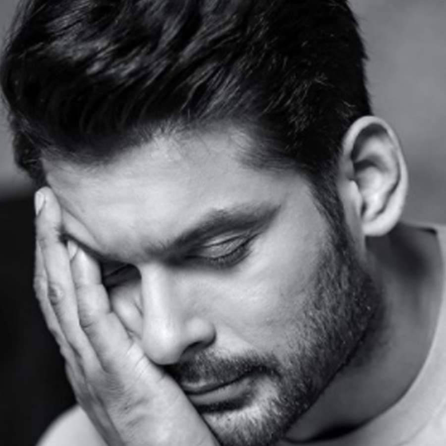 Sidharth Shukla, grayscale, close-up, SD Desktop Wallpaper