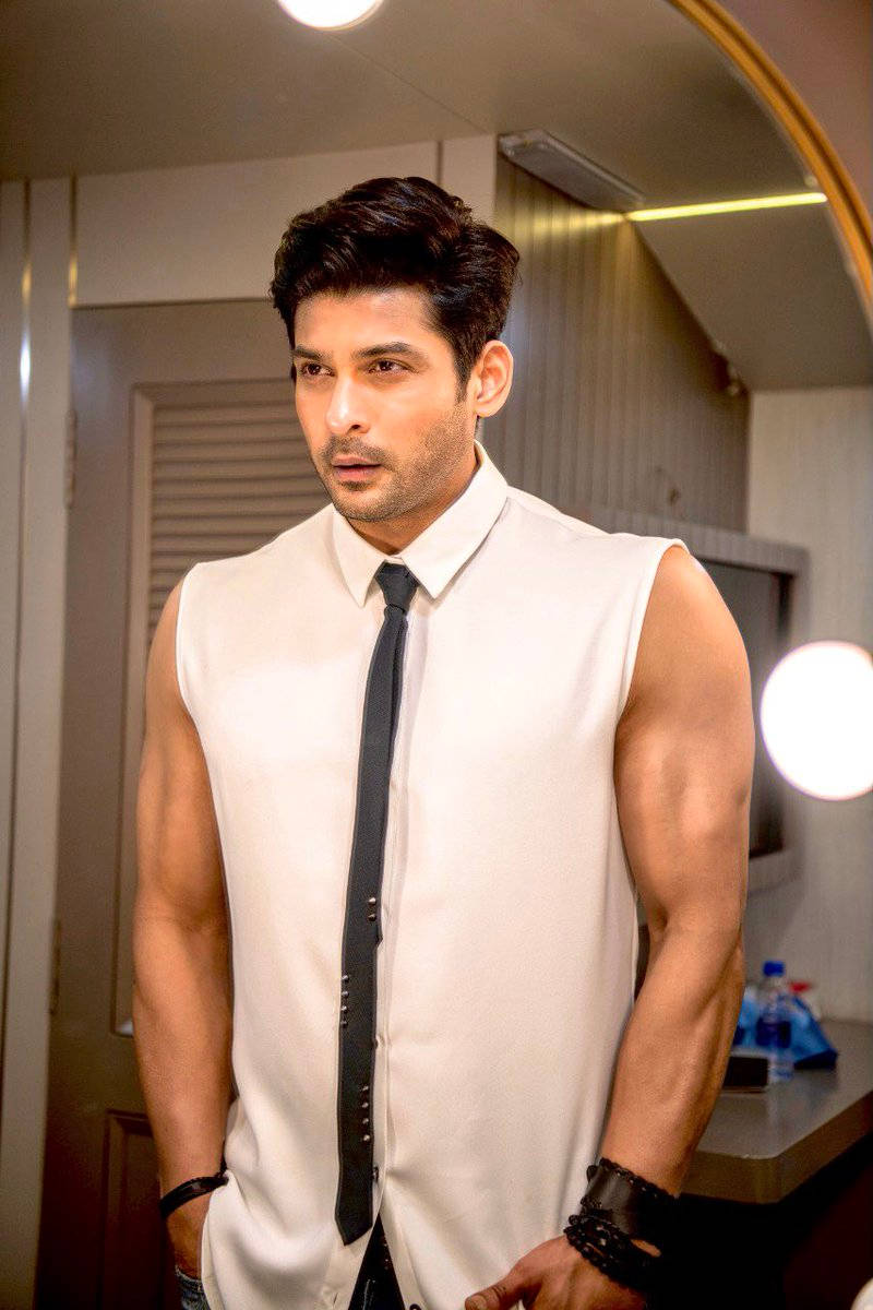 Sidharth Shukla, white sleeveless shirt, black tie, SD Phone Wallpaper