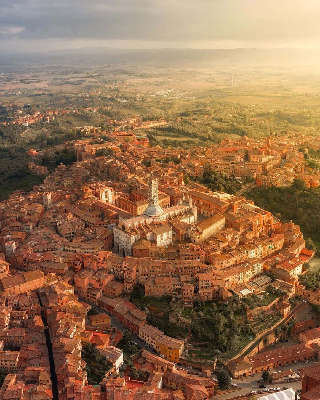 Siena, medieval brick buildings, terracotta roofs, HD Phone Wallpaper