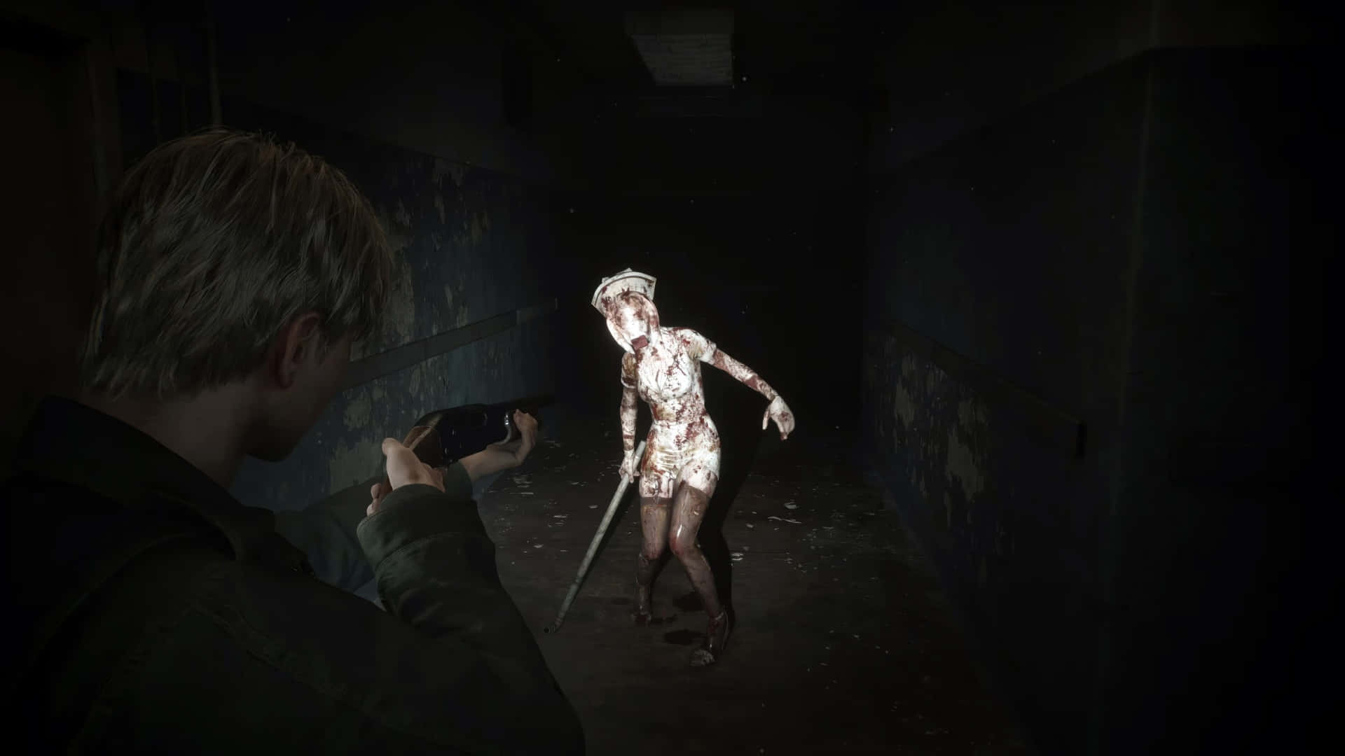 Silent Hill 2, gameplay encounter, terrified character, Full HD Desktop Wallpaper