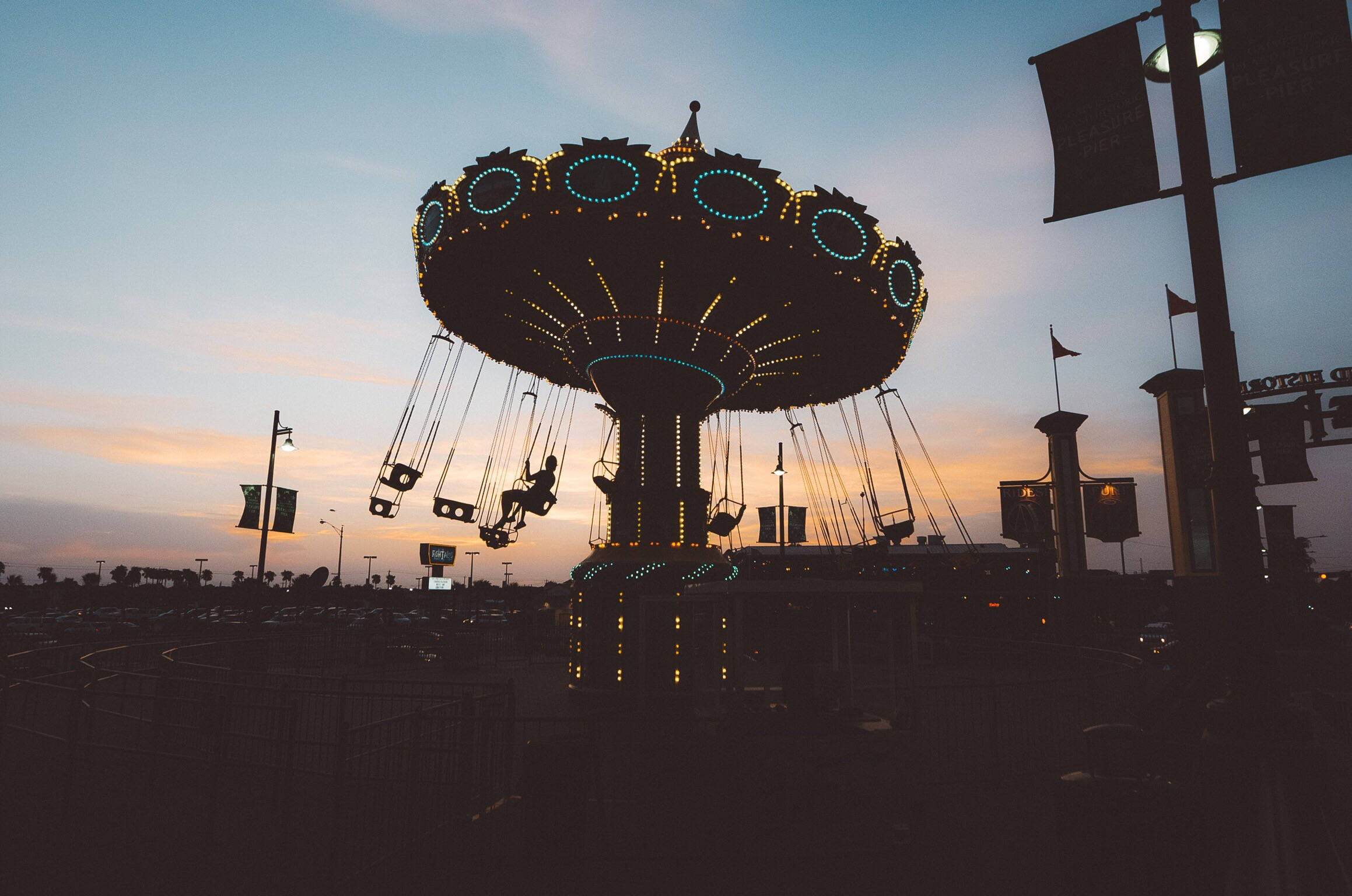 silhouette amusement park swing rides, dusk, glowing lights, Full HD Desktop Wallpaper