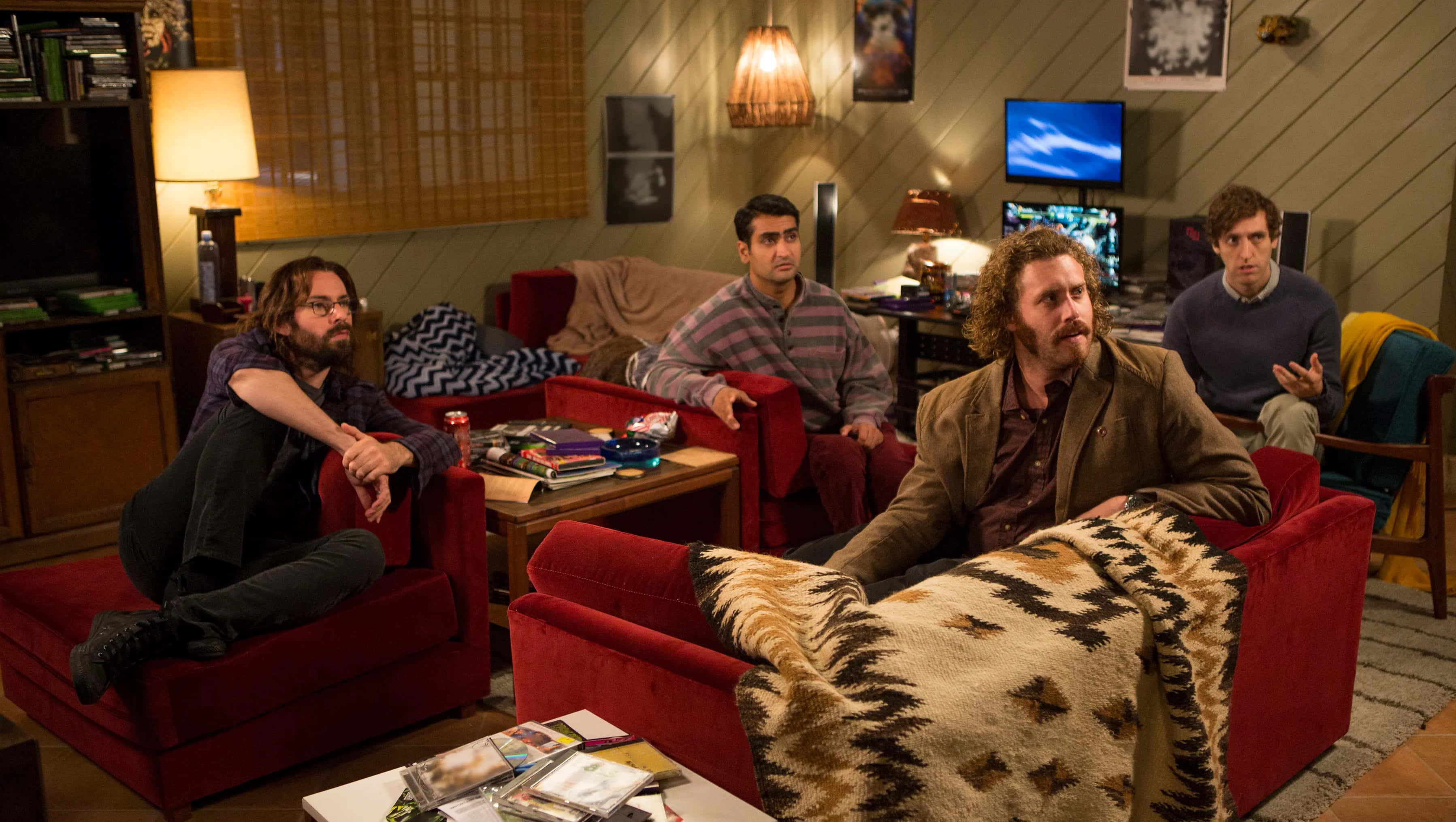Silicon Valley, red velvet chairs, warm lamplight, 2K Desktop Wallpaper