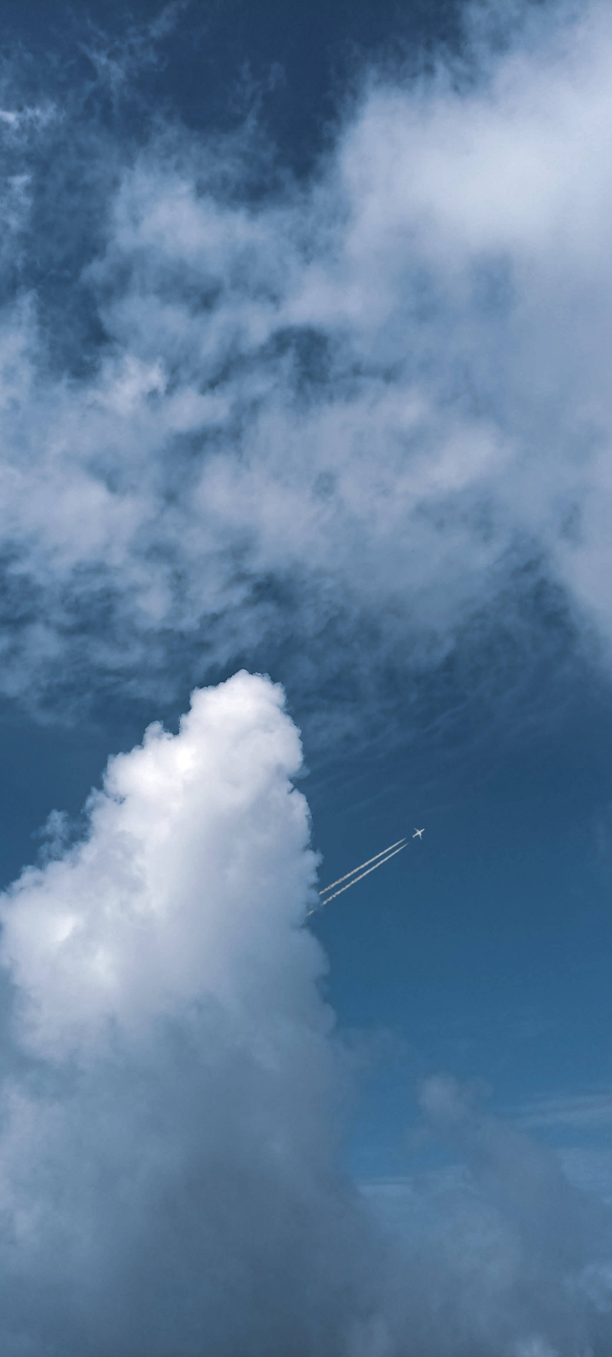 Simple Blue Aesthetic, vapor trail, blue sky, 4K Phone Wallpaper
