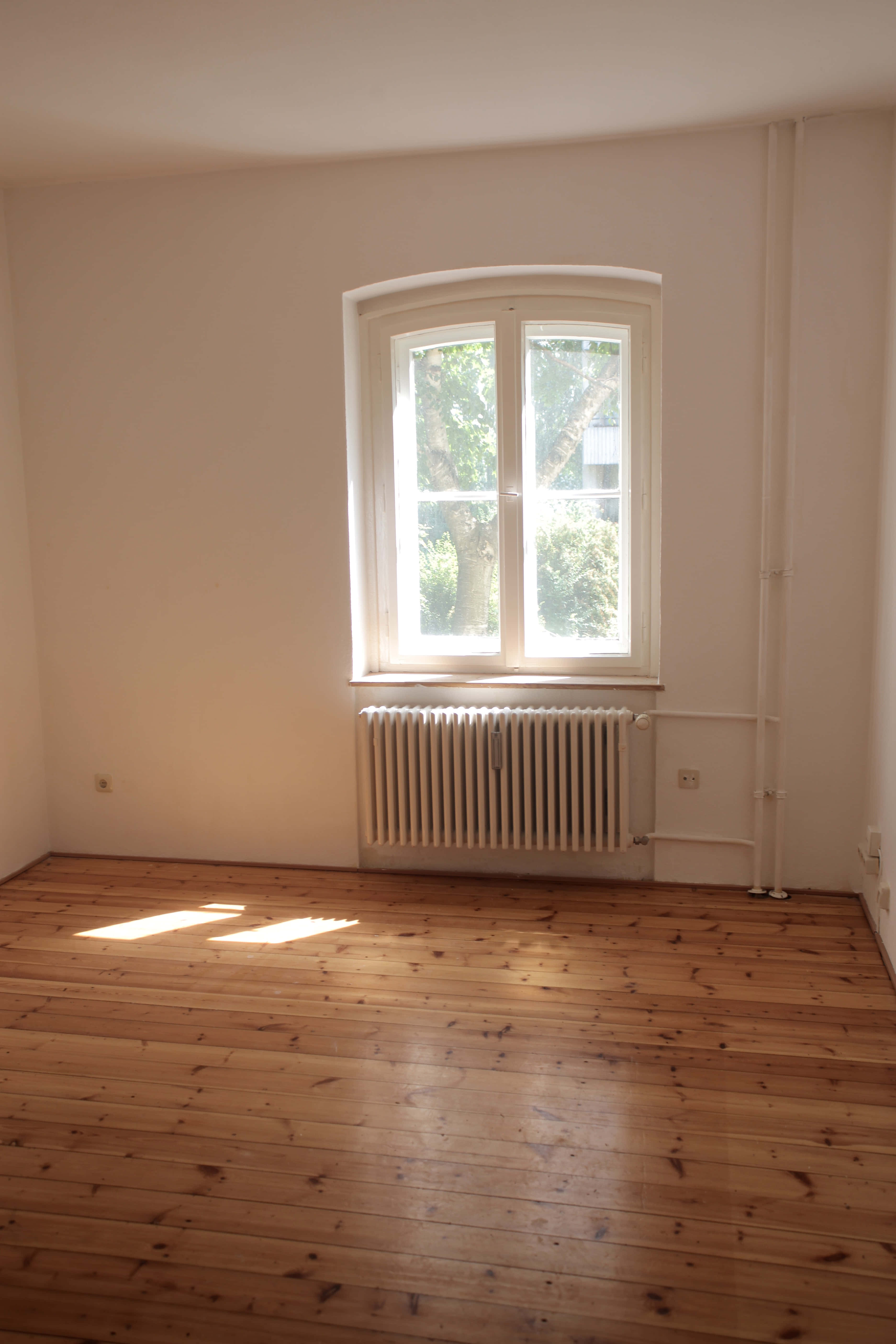 empty room, radiator, sunlight, 5K Phone Wallpaper