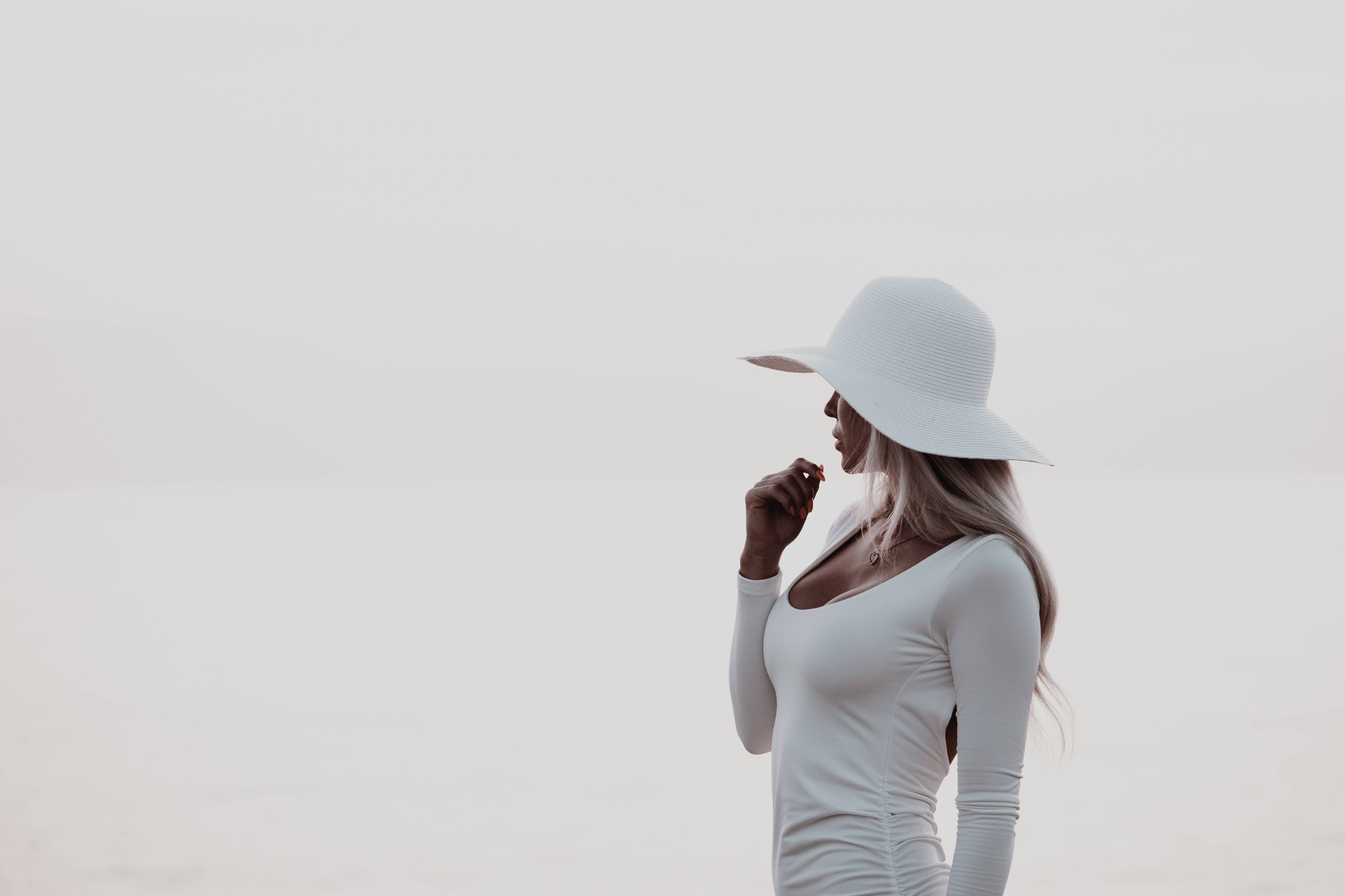 Simple White Aesthetic, blonde woman, white hat, 5K Desktop Wallpaper