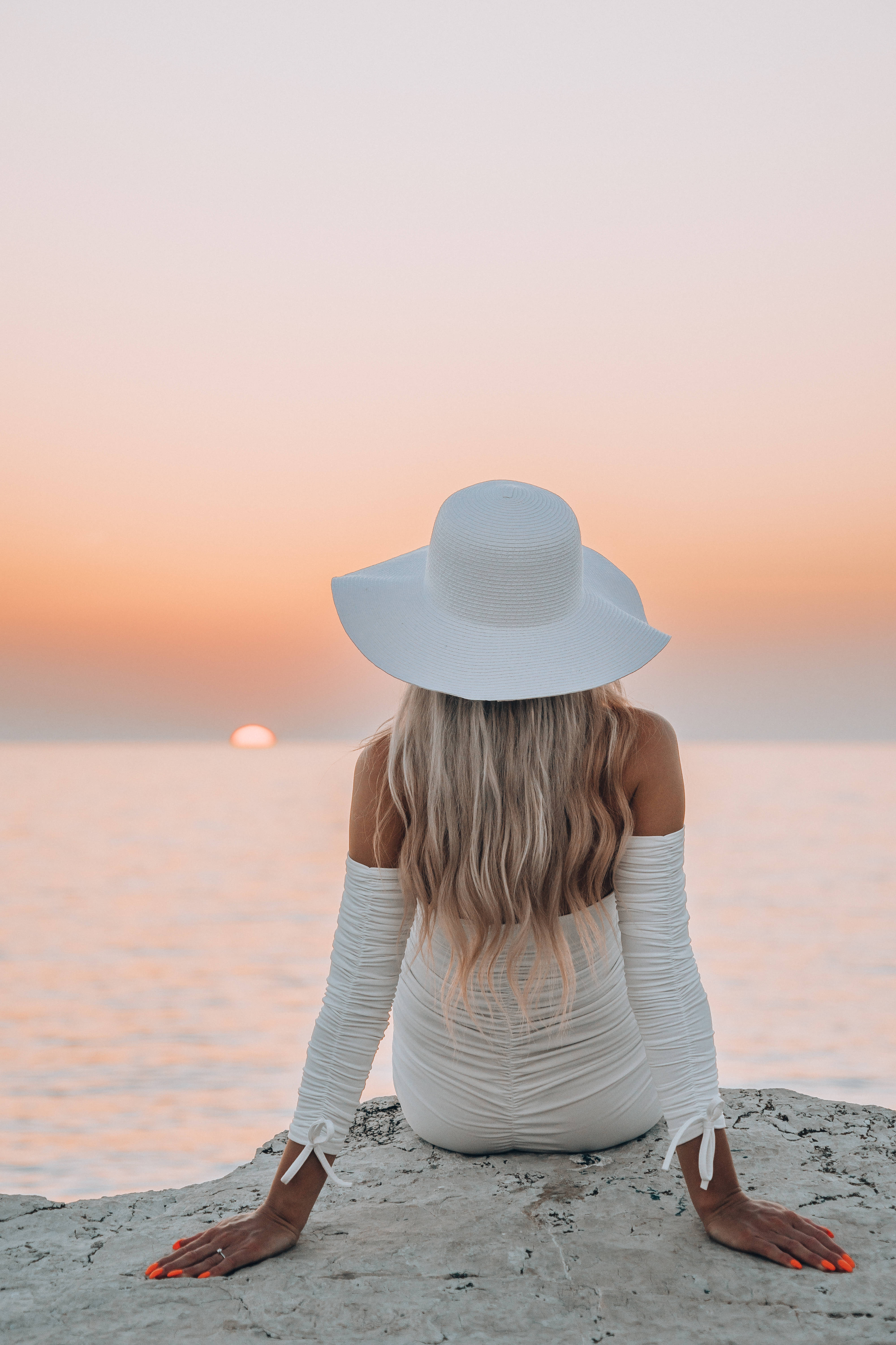 Simple White Aesthetic, woman, white hat, 5K Phone Wallpaper