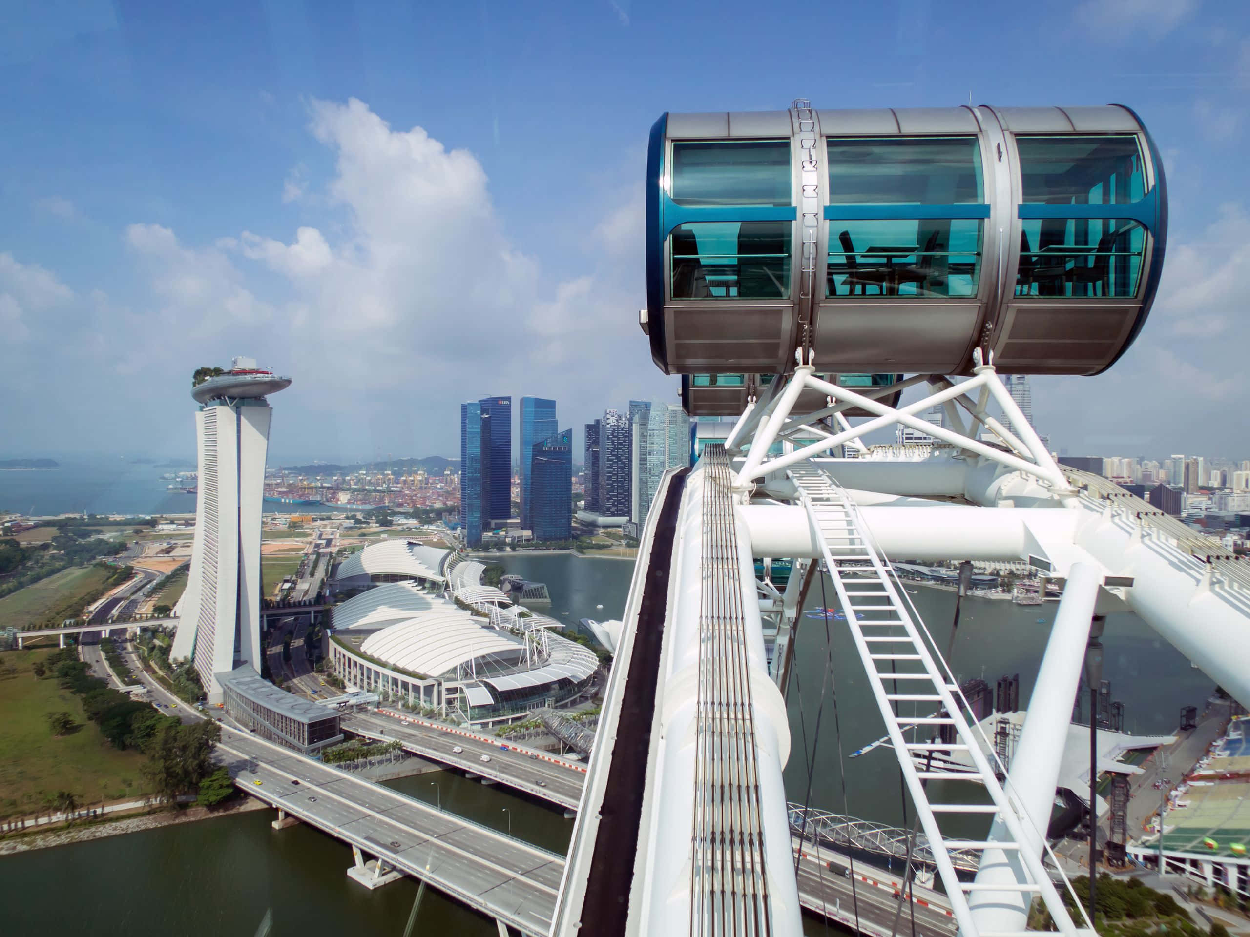 Singapore Flyer, observation wheel, glass capsules, 2K Desktop Wallpaper