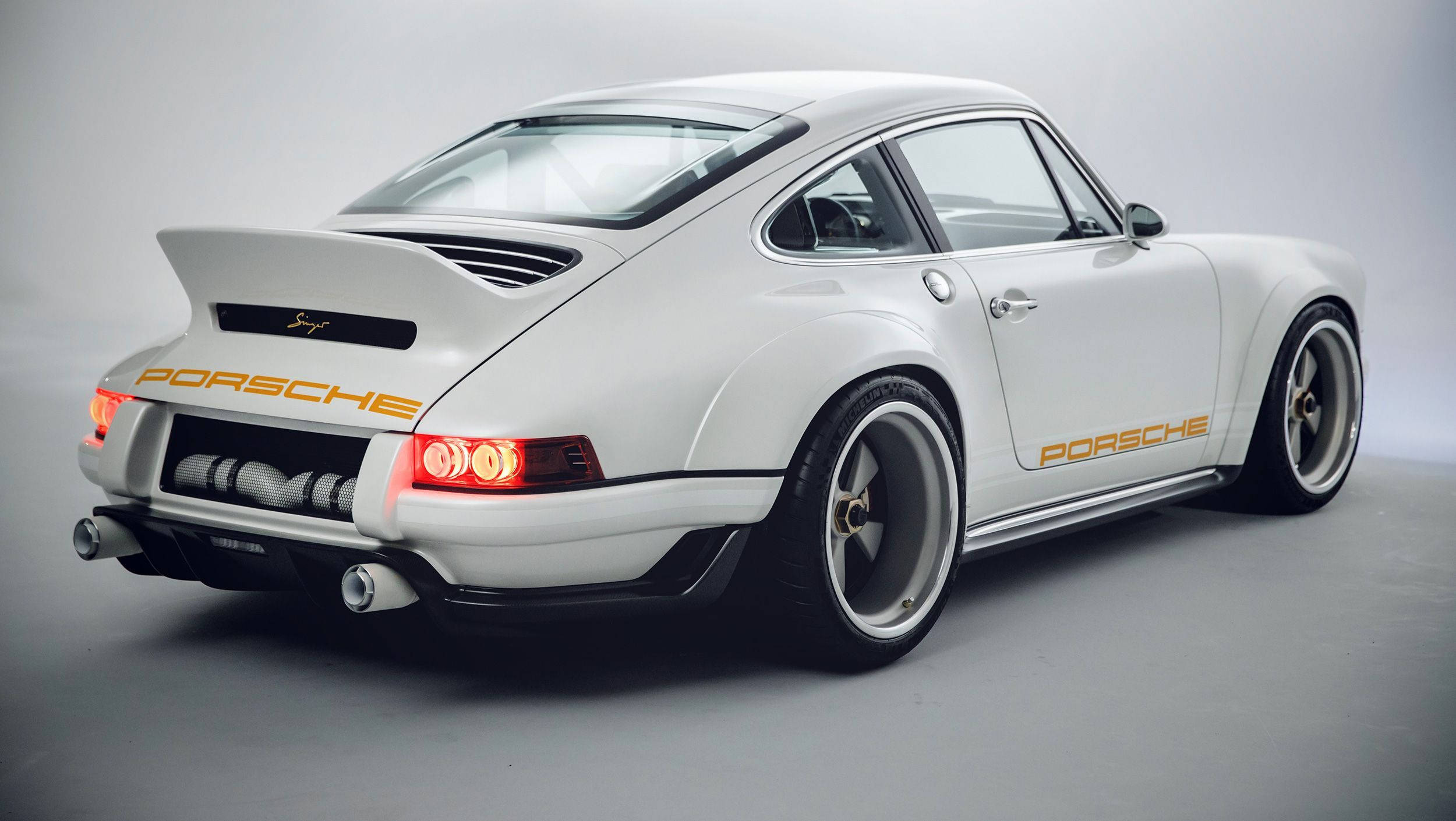 White Singer Porsche, Porsche 911, gold accents, Full HD Desktop Wallpaper