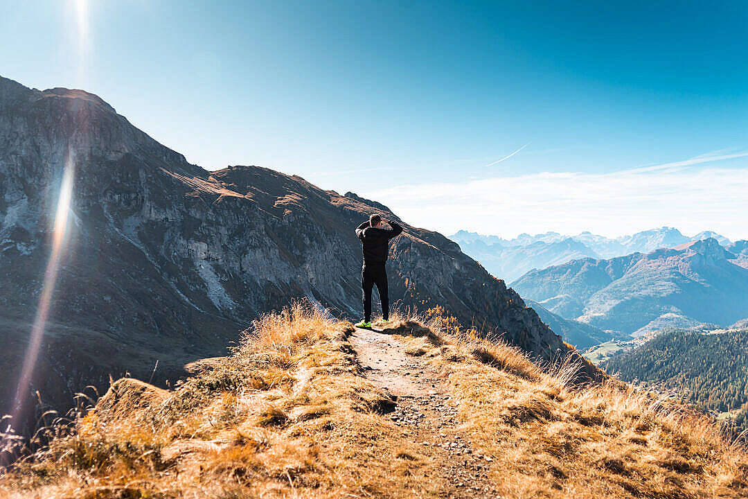 Single Boy, mountain ridge, alpine valleys, SD Desktop Wallpaper