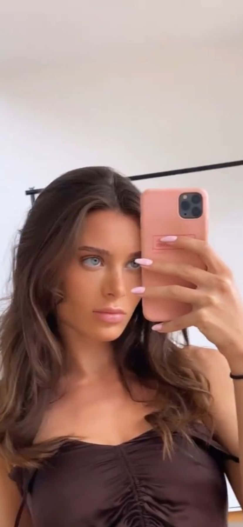 brunette, long brown hair, blue eyes, HD Phone Wallpaper