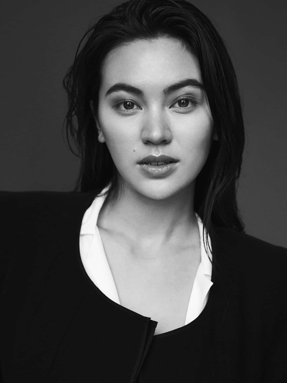 black and white portrait, woman, dark hair, HD Phone Wallpaper