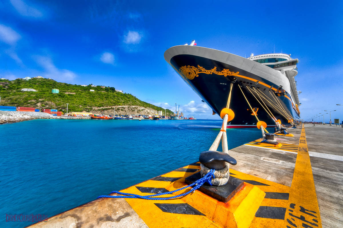 cruise ship, Sint Maarten beach, gold detailing, SD Desktop Wallpaper