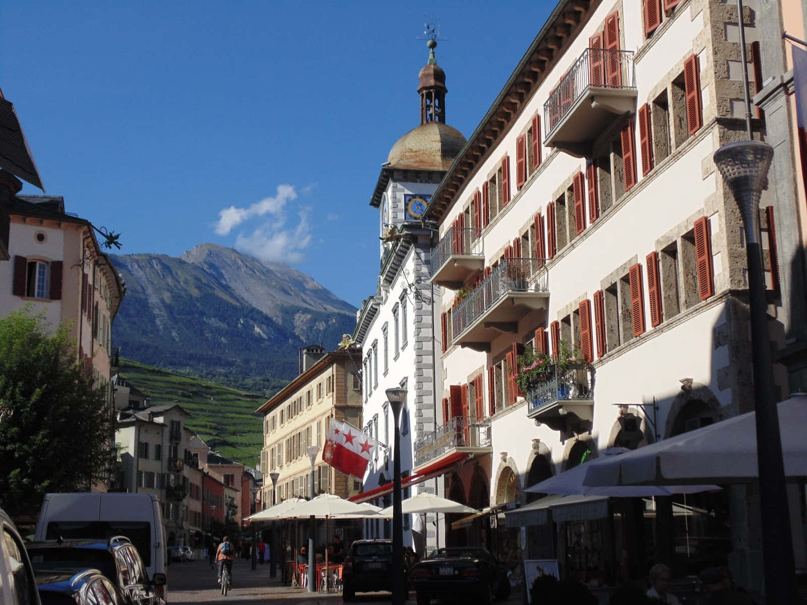 Sion, Switzerland, sunlit European town street, red-shuttered buildings, HD Desktop Wallpaper